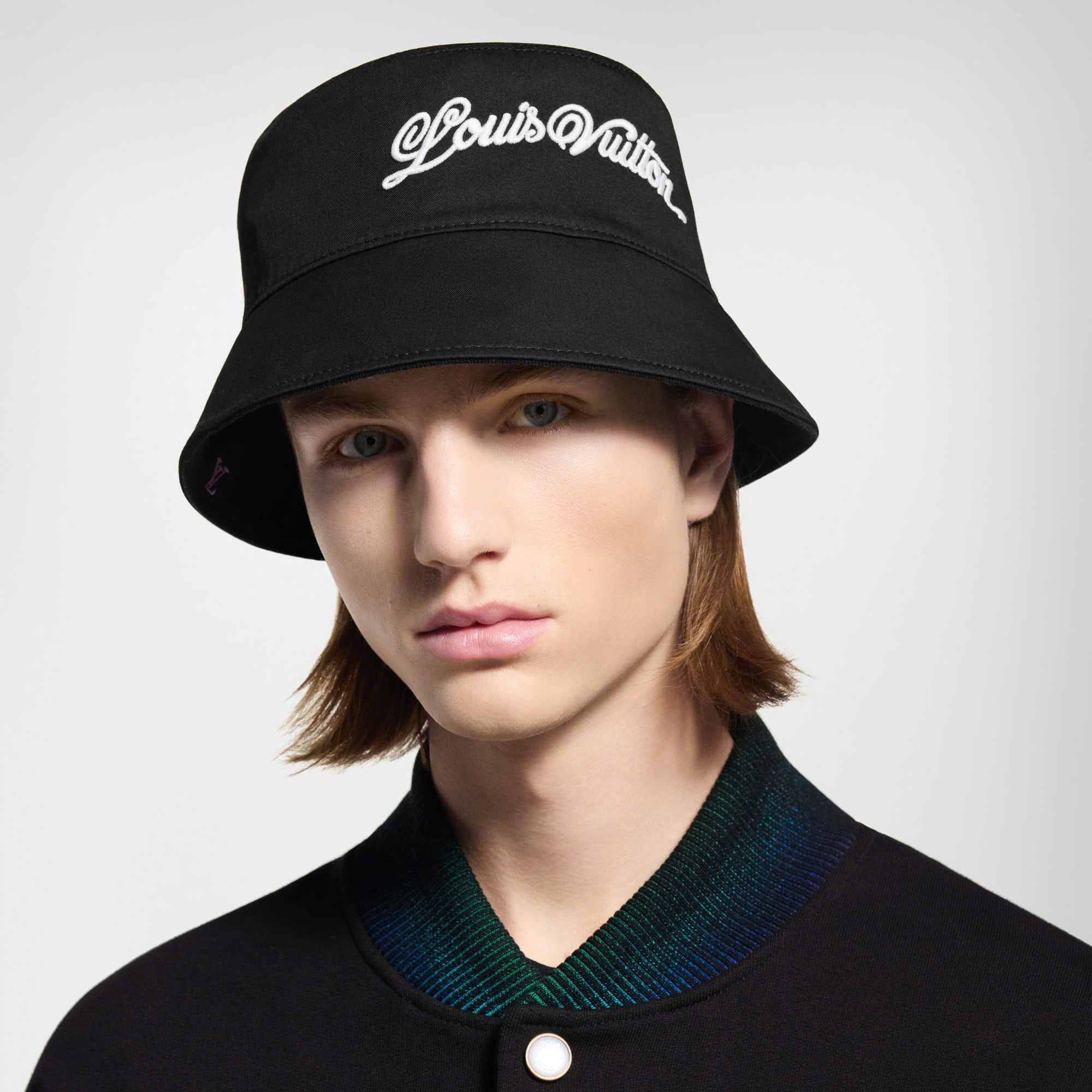 Nón LV Blason Shading Denim Reversible Bucket Hat 7