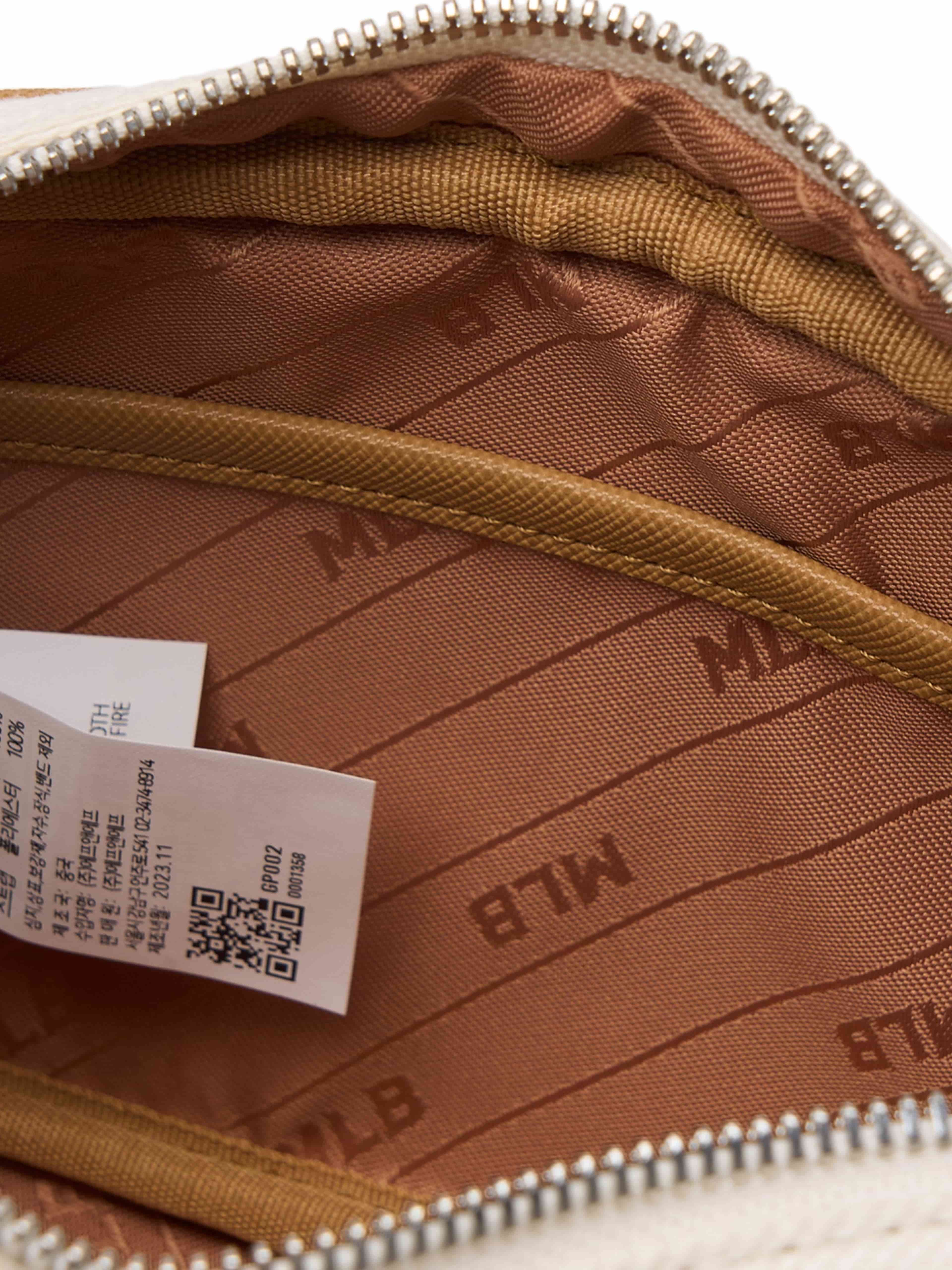 Túi Đeo Chéo MLB Classic Monogram Jacquard Mini Crossbody New York Yankees 3ACRS014N-50CRD 8
