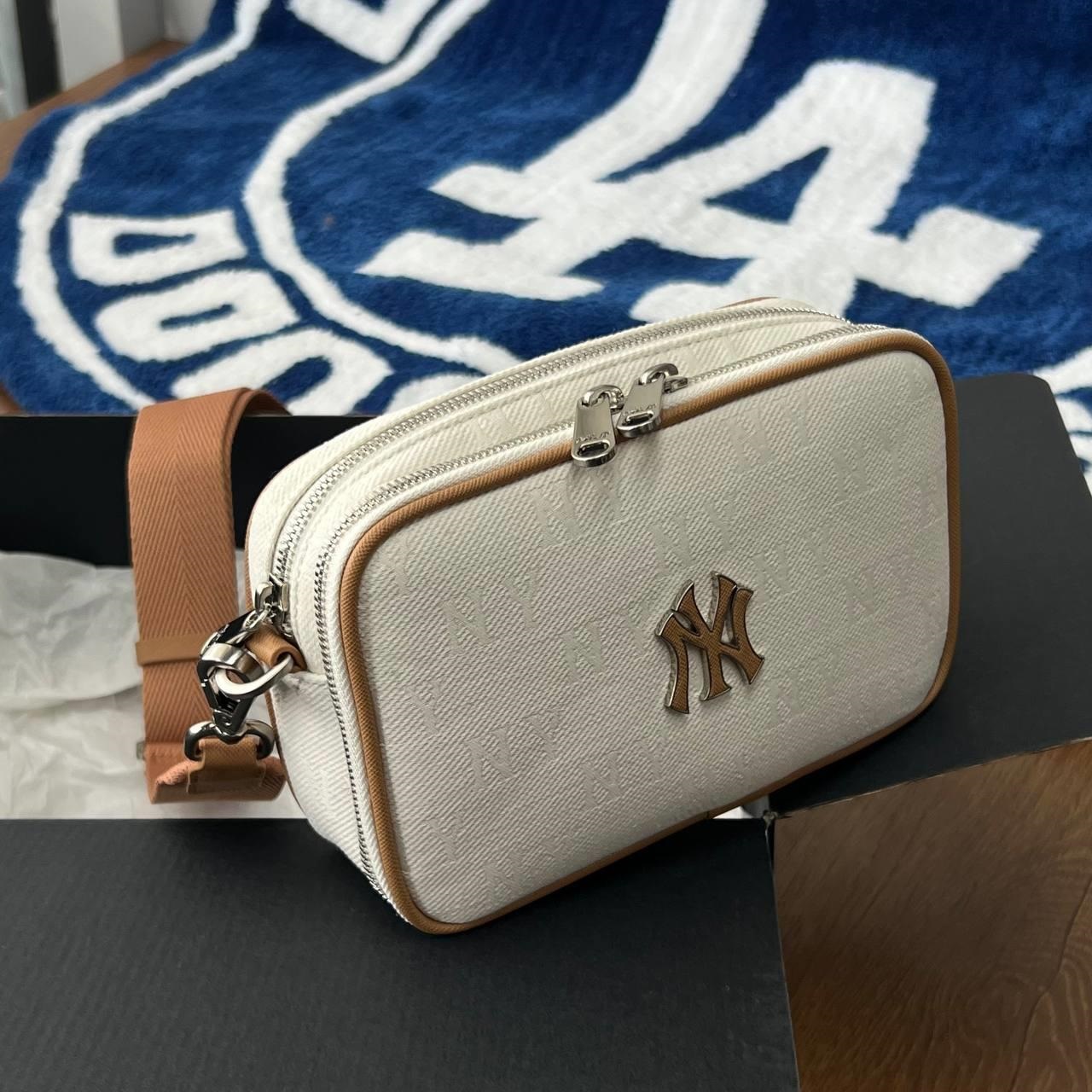 Túi Đeo Chéo MLB Classic Monogram Jacquard Mini Crossbody New York Yankees 3ACRS014N-50CRD 10