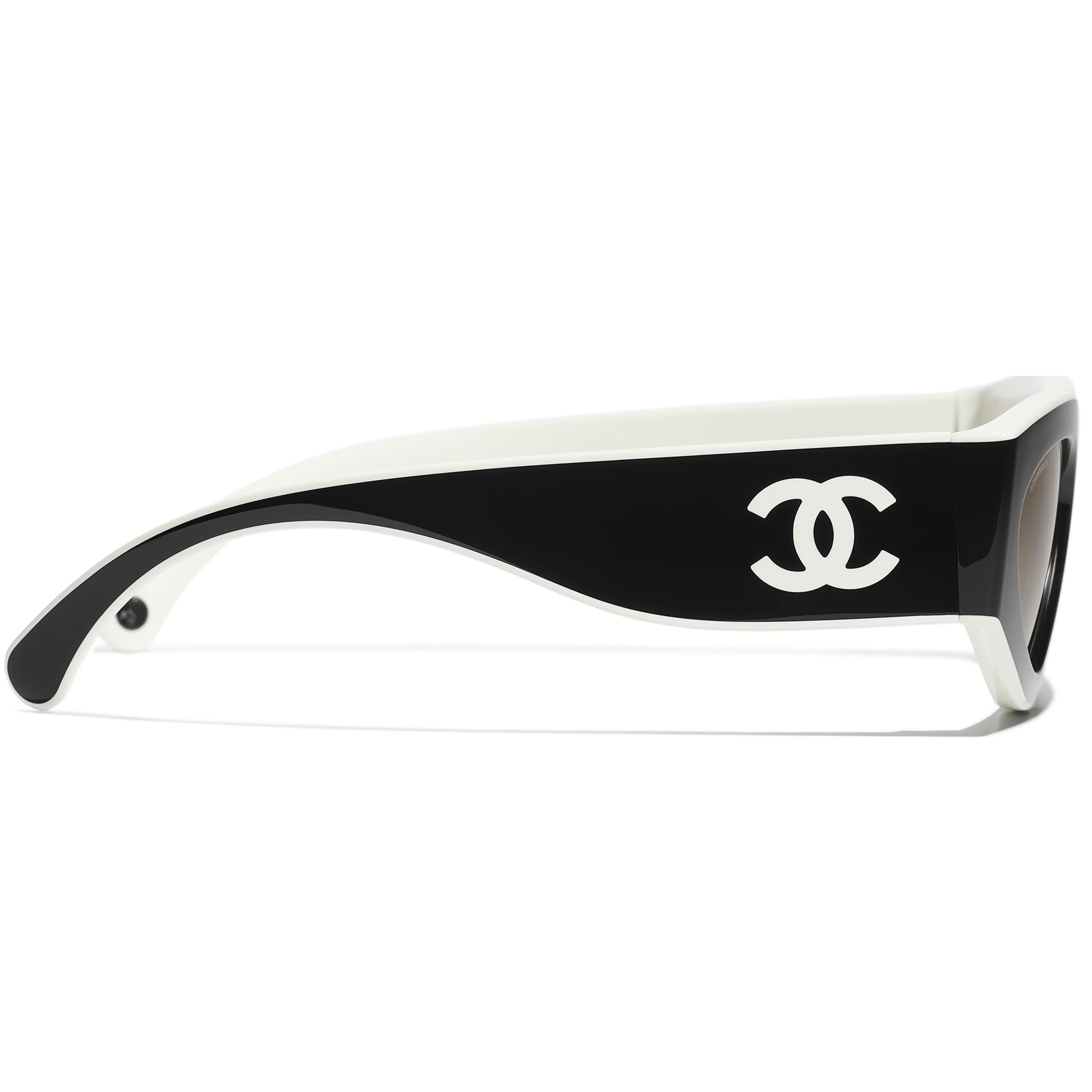 Mắt kính Chanel Cat Eye Sunglasses Black White 6056 1