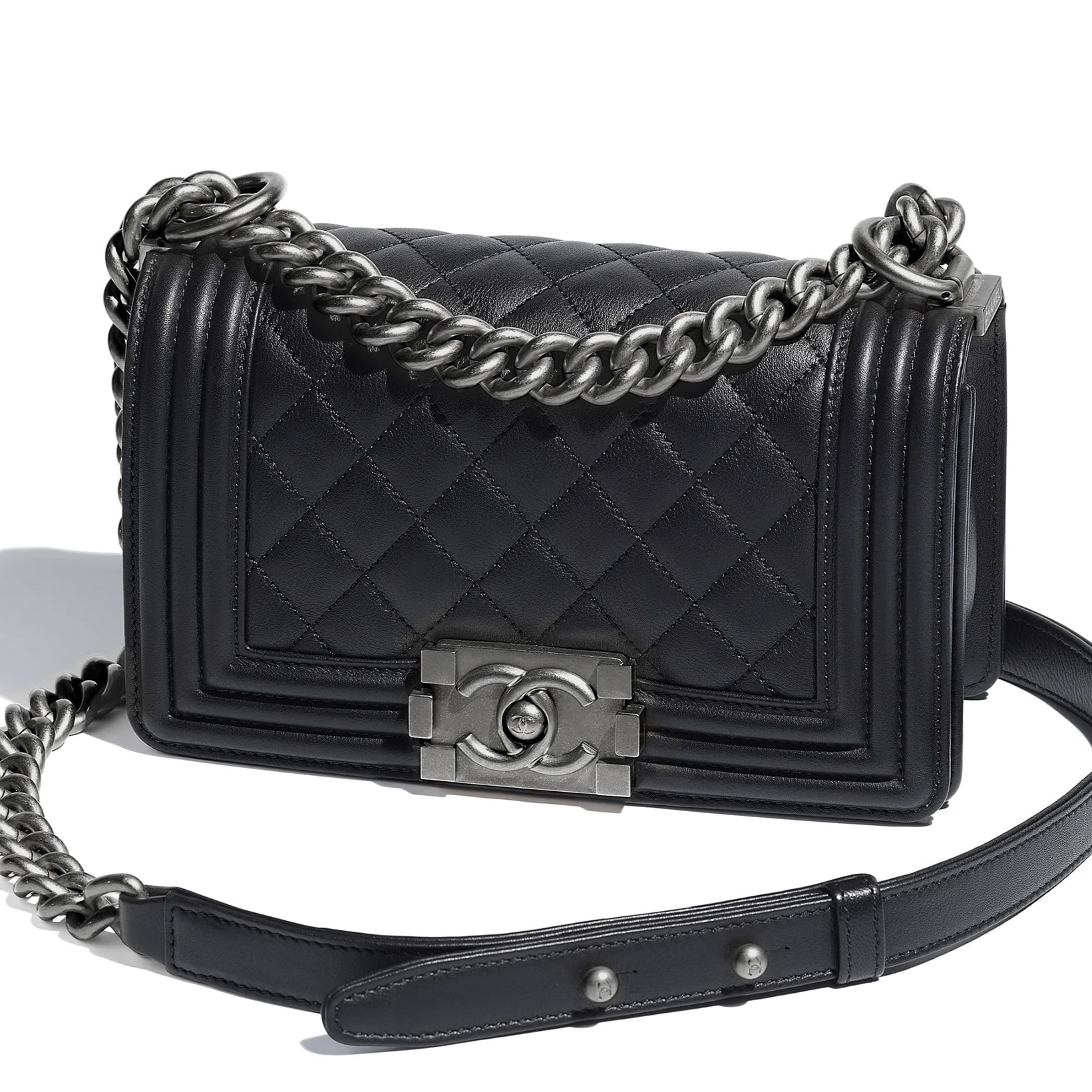 Túi Chanel Small Boy Calfskin Ruthenium-Finish Metal Black 2
