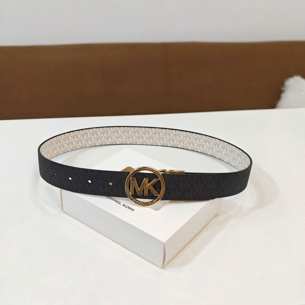 Dây nịt Michael Kors Round Logo Reversible Signature Logo Belt 1