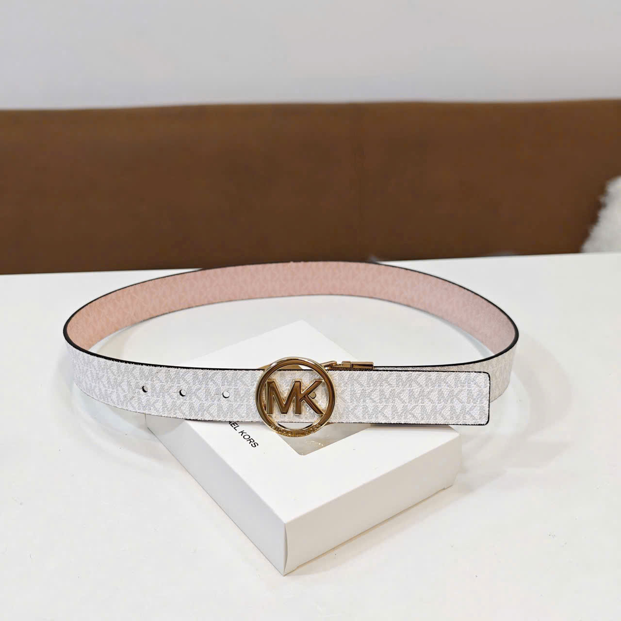 Dây nịt Michael Kors Round Logo Reversible Signature Logo Belt 9