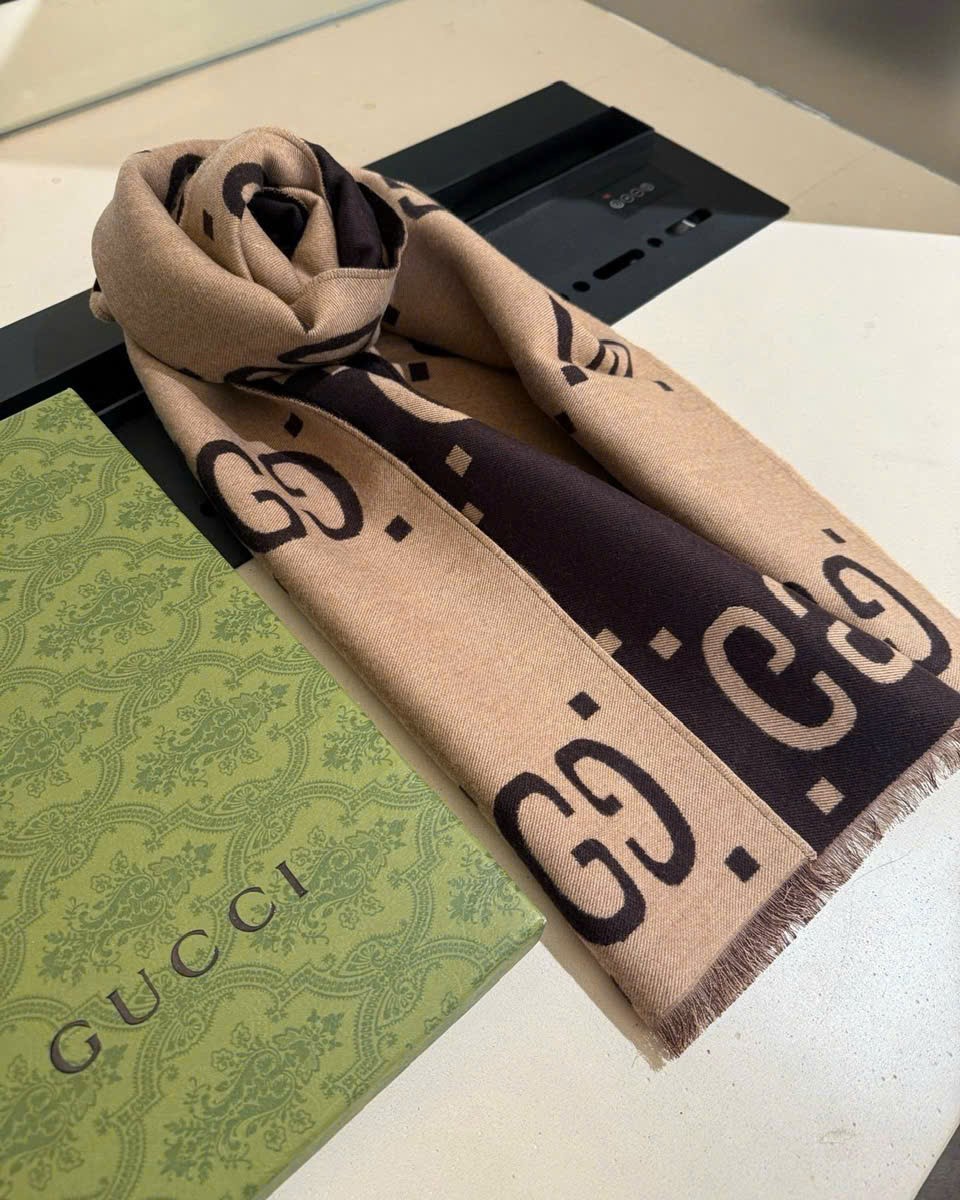 Khăn Choàng Gucci Jacquard Wool Silk Scarf Brown and Beige GG 3