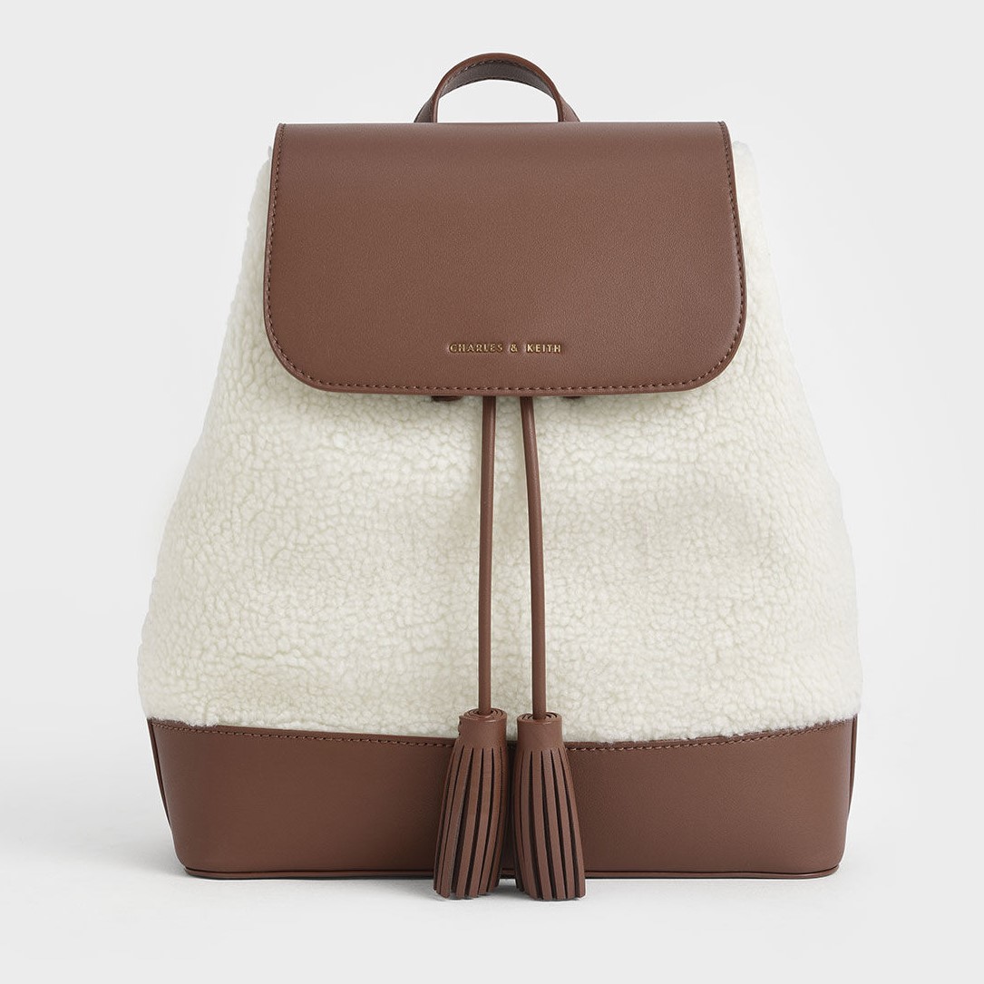 BALO CHARLES & KEITH GENEVIEVE TWO-TONE TEXTURED TASSEL BACKPACK | BALO CNK NẤP GẬP 1
