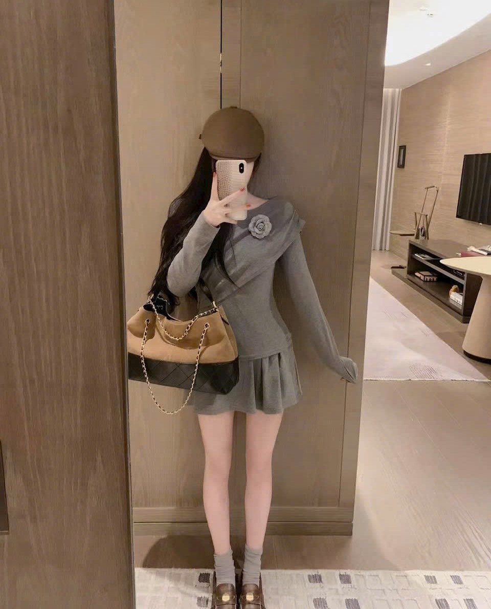 Áo váy thun xám Chanel 6