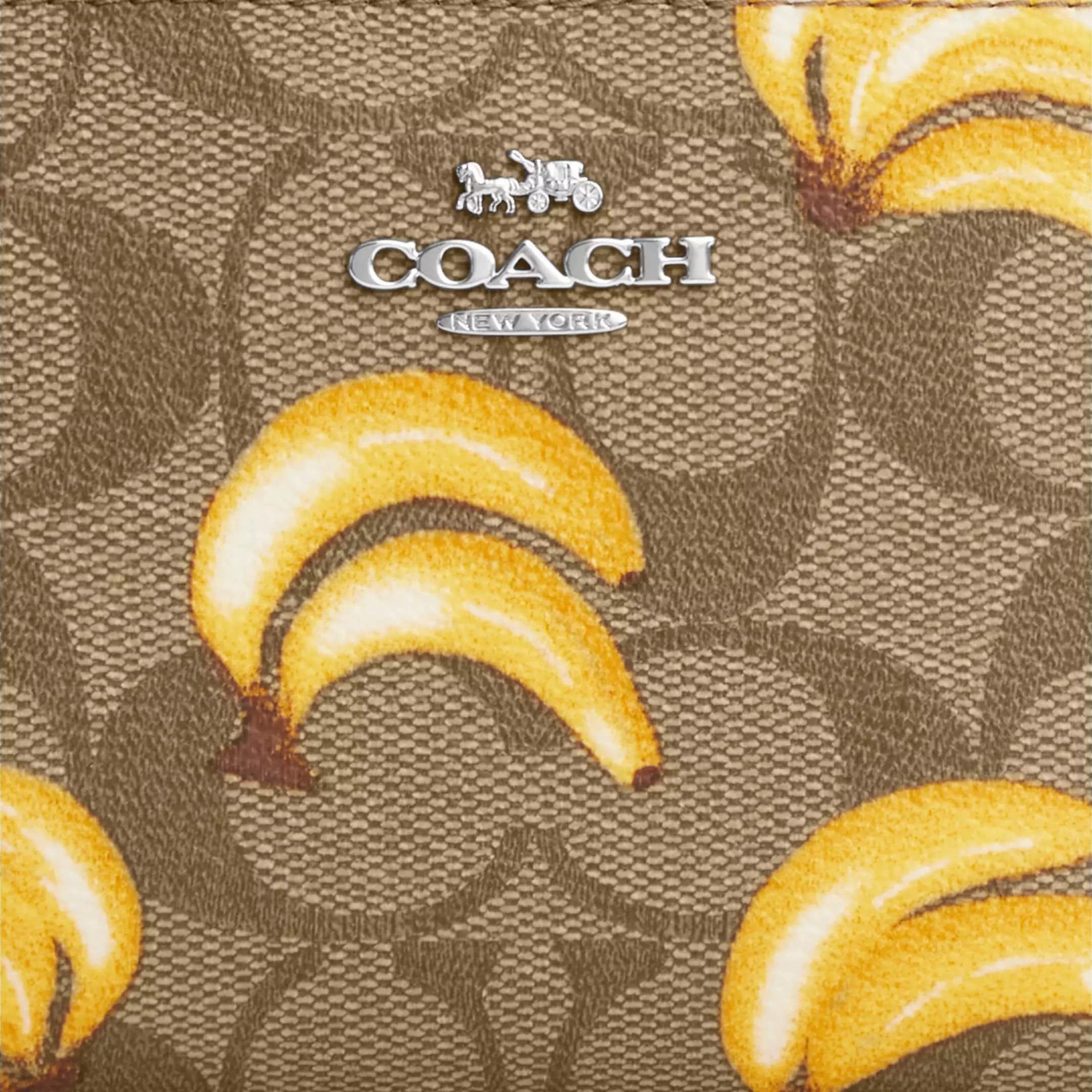 Ví ngắn Coach Snap Wallet Signature Canvas Banana Print CR942 3