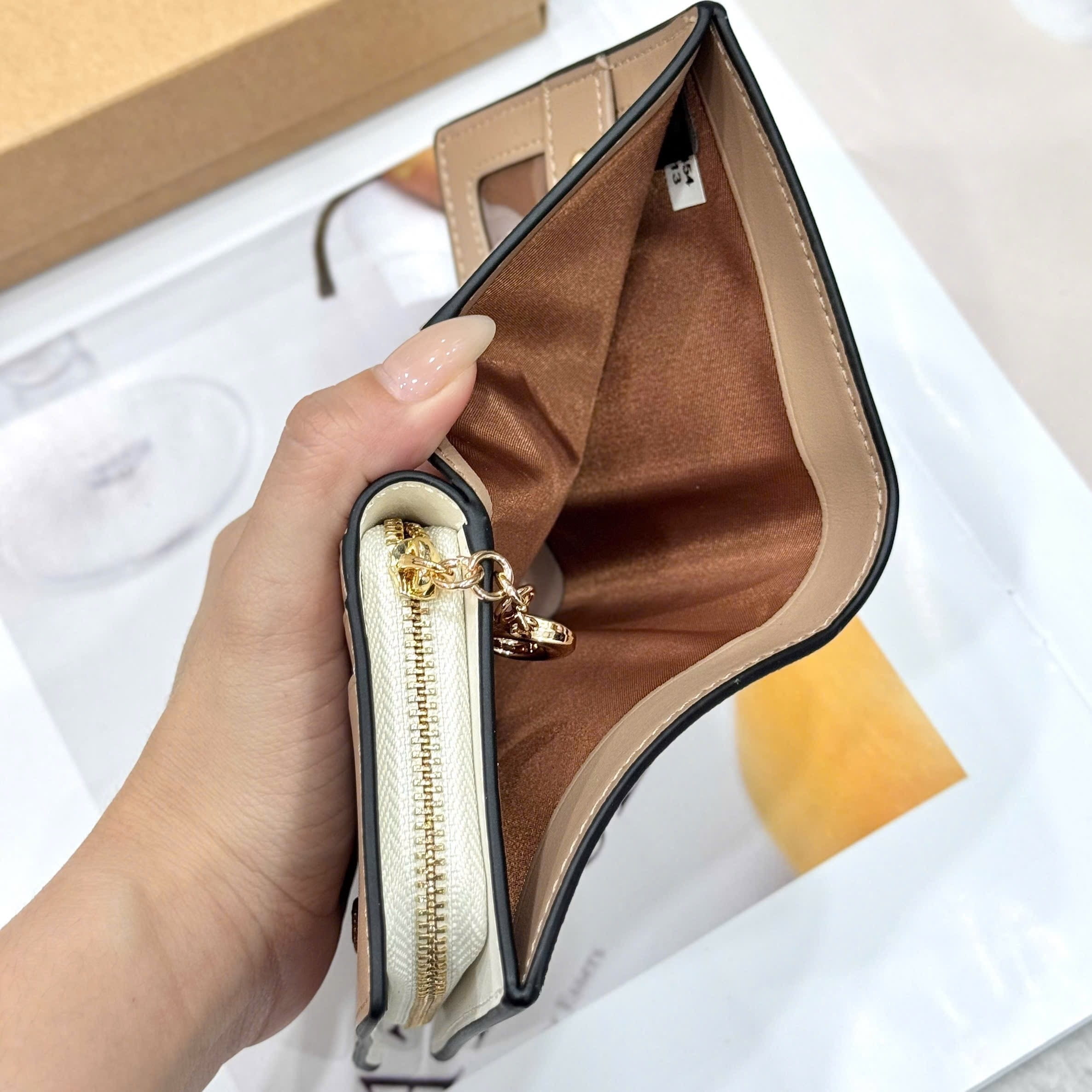 Ví Coach Snap Wallet with Snail Print C9913 1