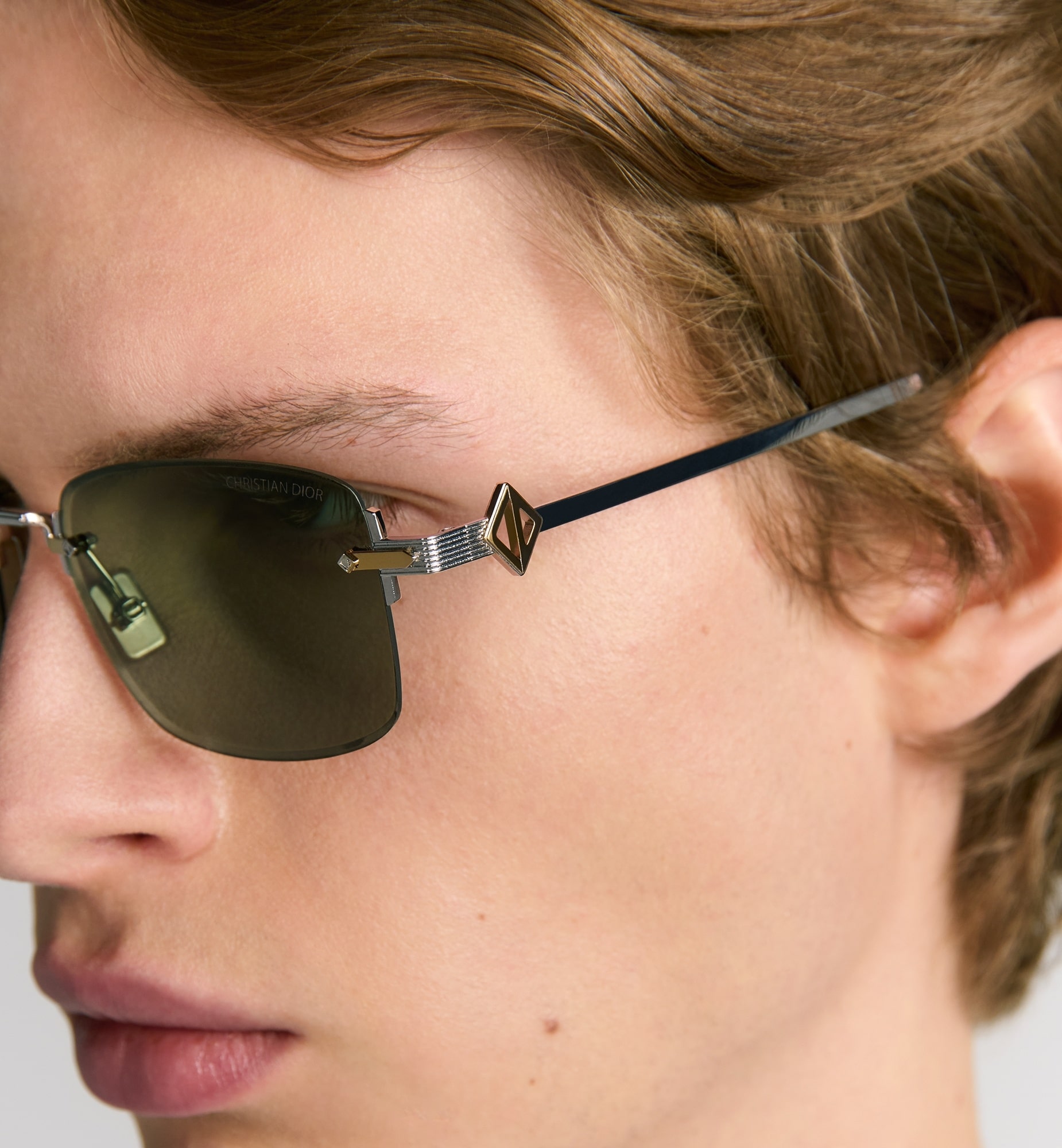 Mắt kính Dior CD Diamond S11U Rectangular Sunglasses Khaki Lens 4