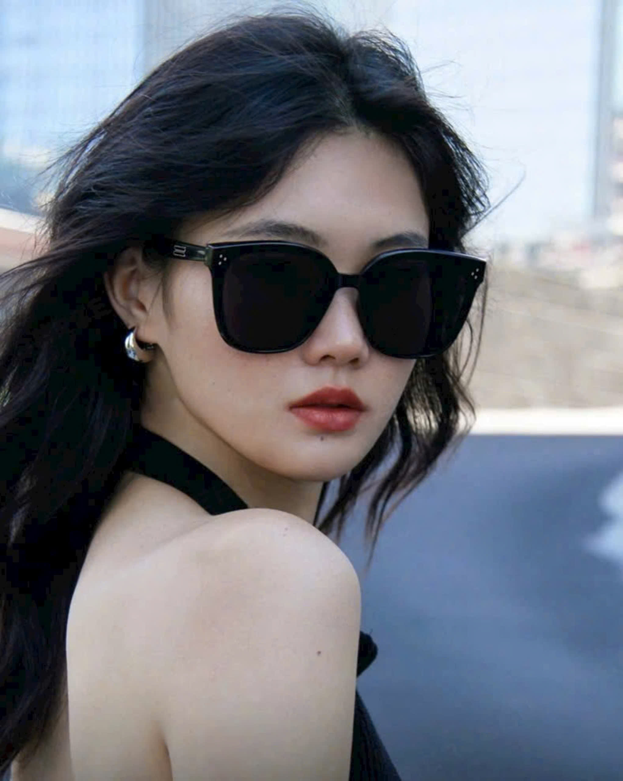 Mắt kính Gentle Monster By 01 Black Lenses Black Acetate Frame 14