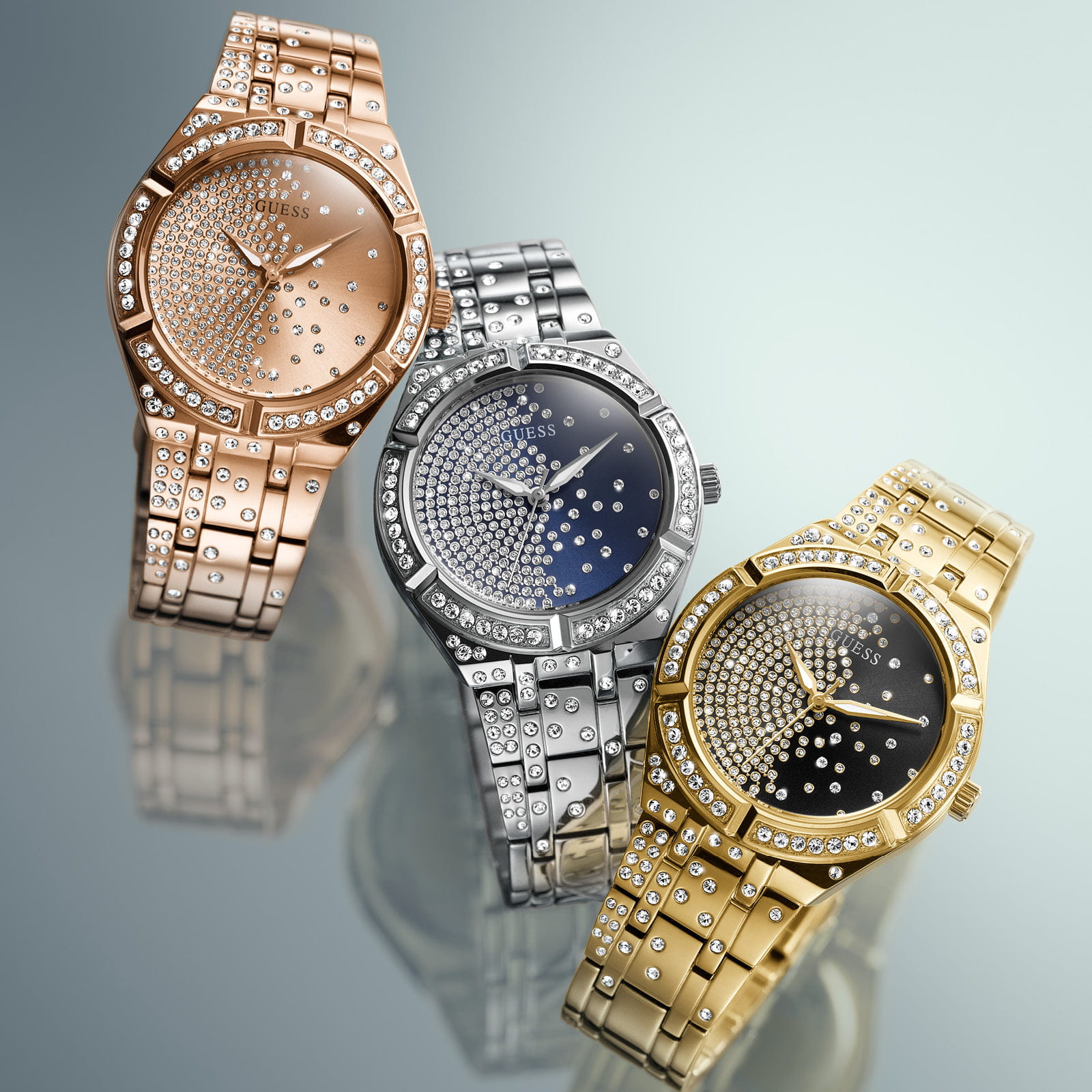 Đồng hồ Guess Women Embellished Dial Bracelet Style Straps Analogue Watch GW0312L1 5