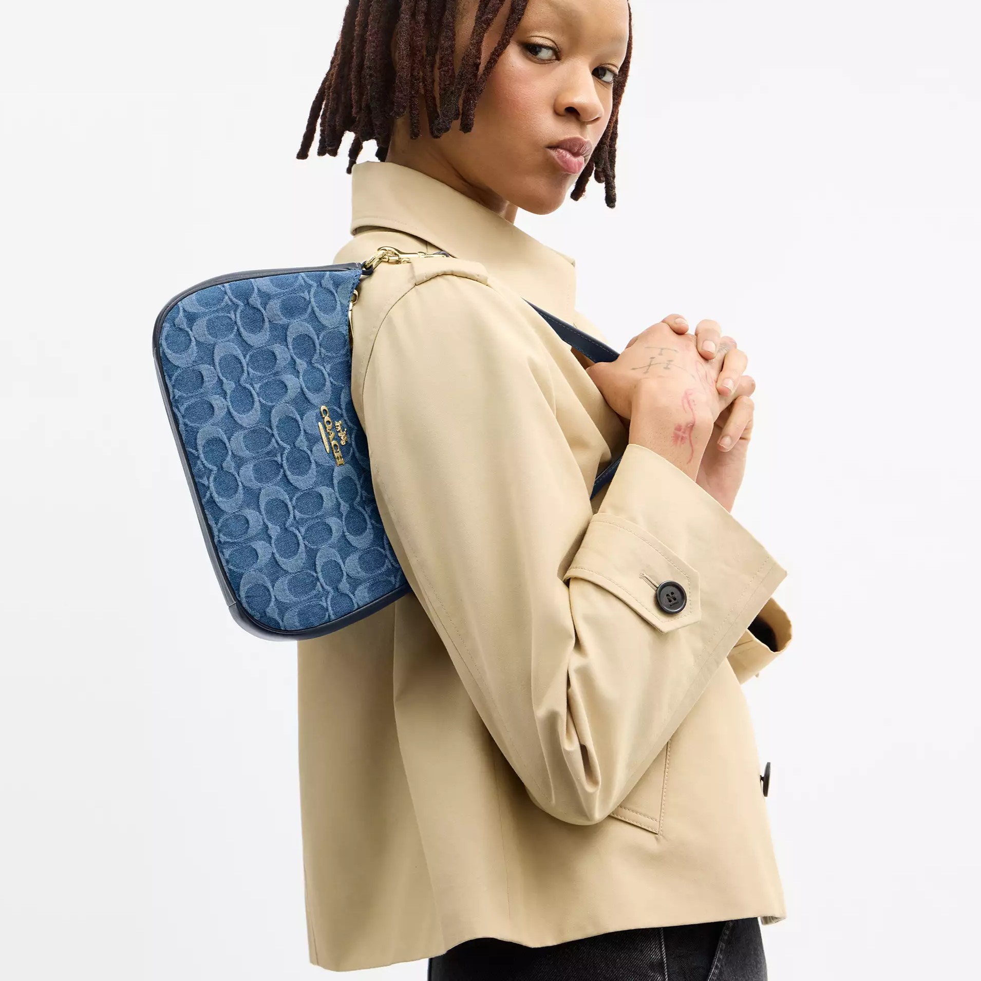 Túi kẹp nách Coach Teri Shoulder Bag In Signature Denim Indigo CDQ56 9