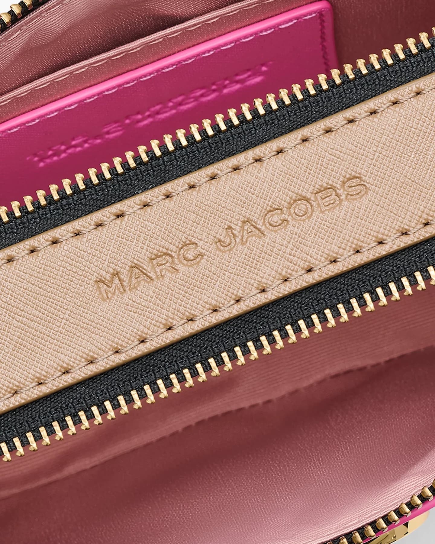 Túi xách Marc Jacobs màu hồng The Colorblock Snapshot Crossbody Bag Bow Pink Multi 1