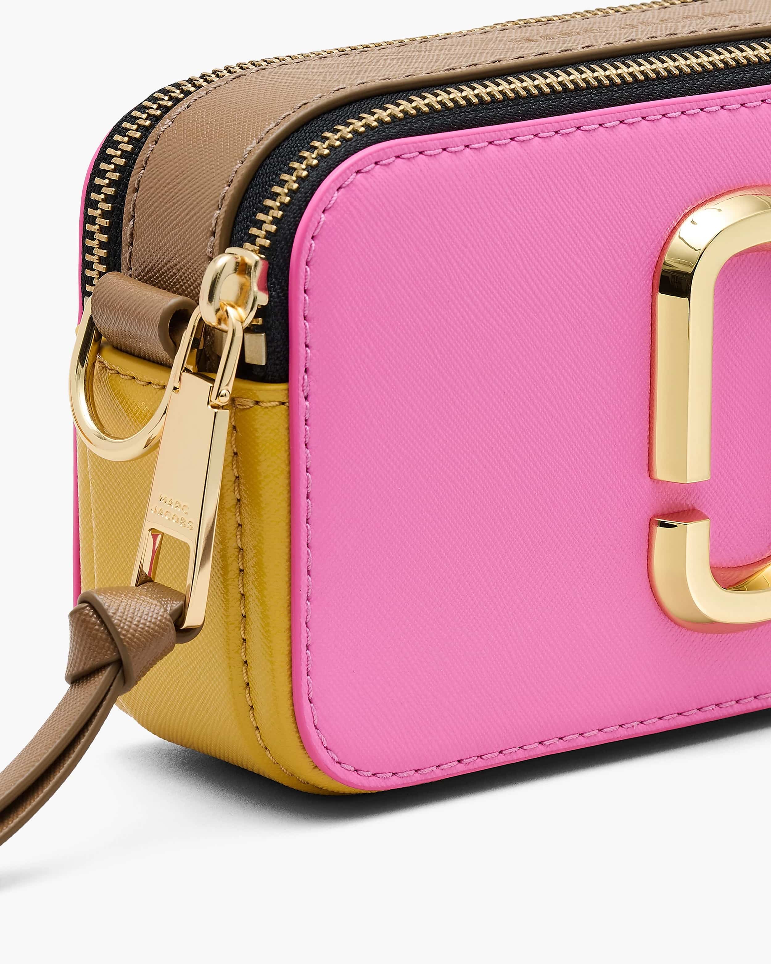 Túi xách Marc Jacobs màu hồng The Colorblock Snapshot Crossbody Bag Bow Pink Multi 4