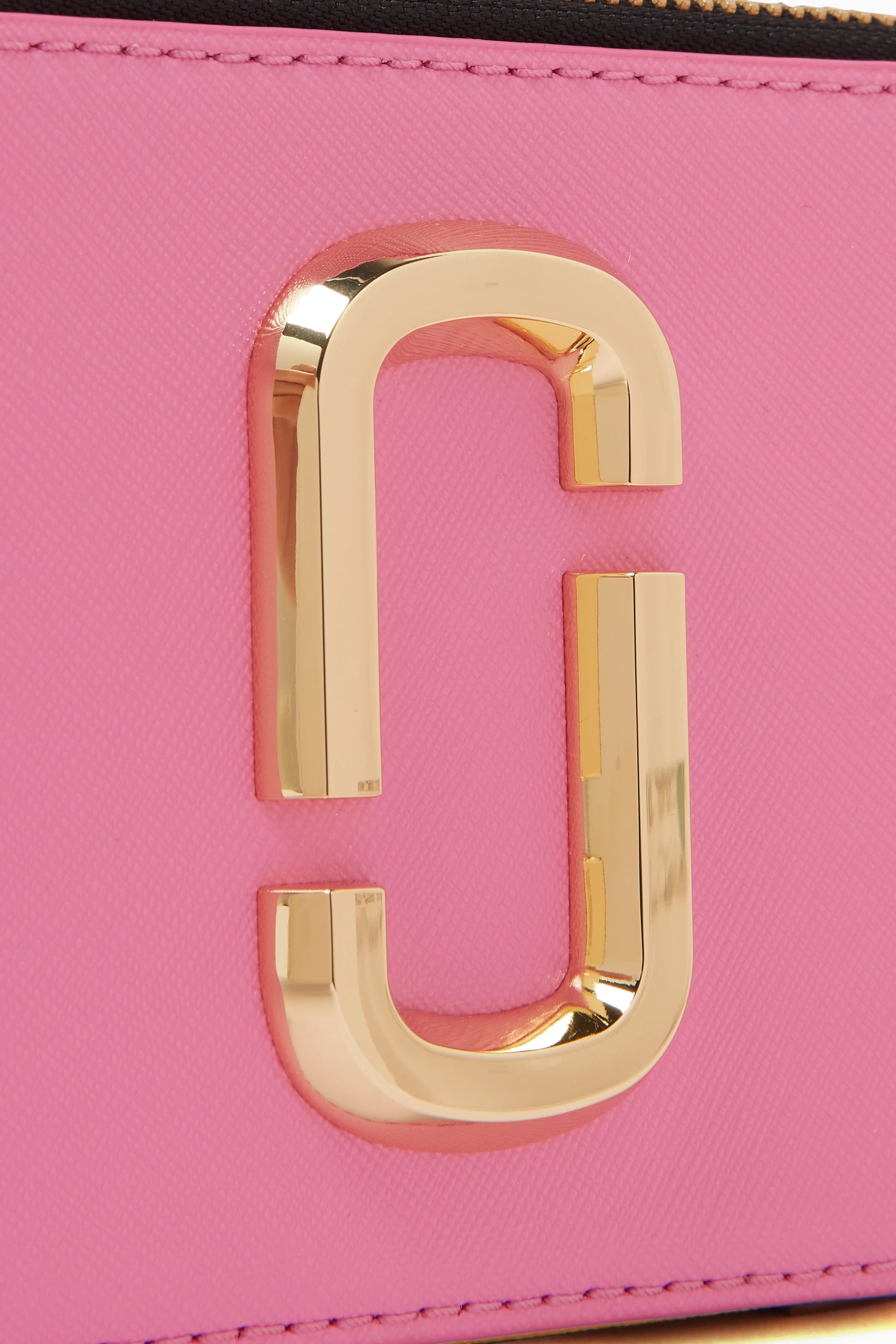 Túi xách Marc Jacobs màu hồng The Colorblock Snapshot Crossbody Bag Bow Pink Multi 8