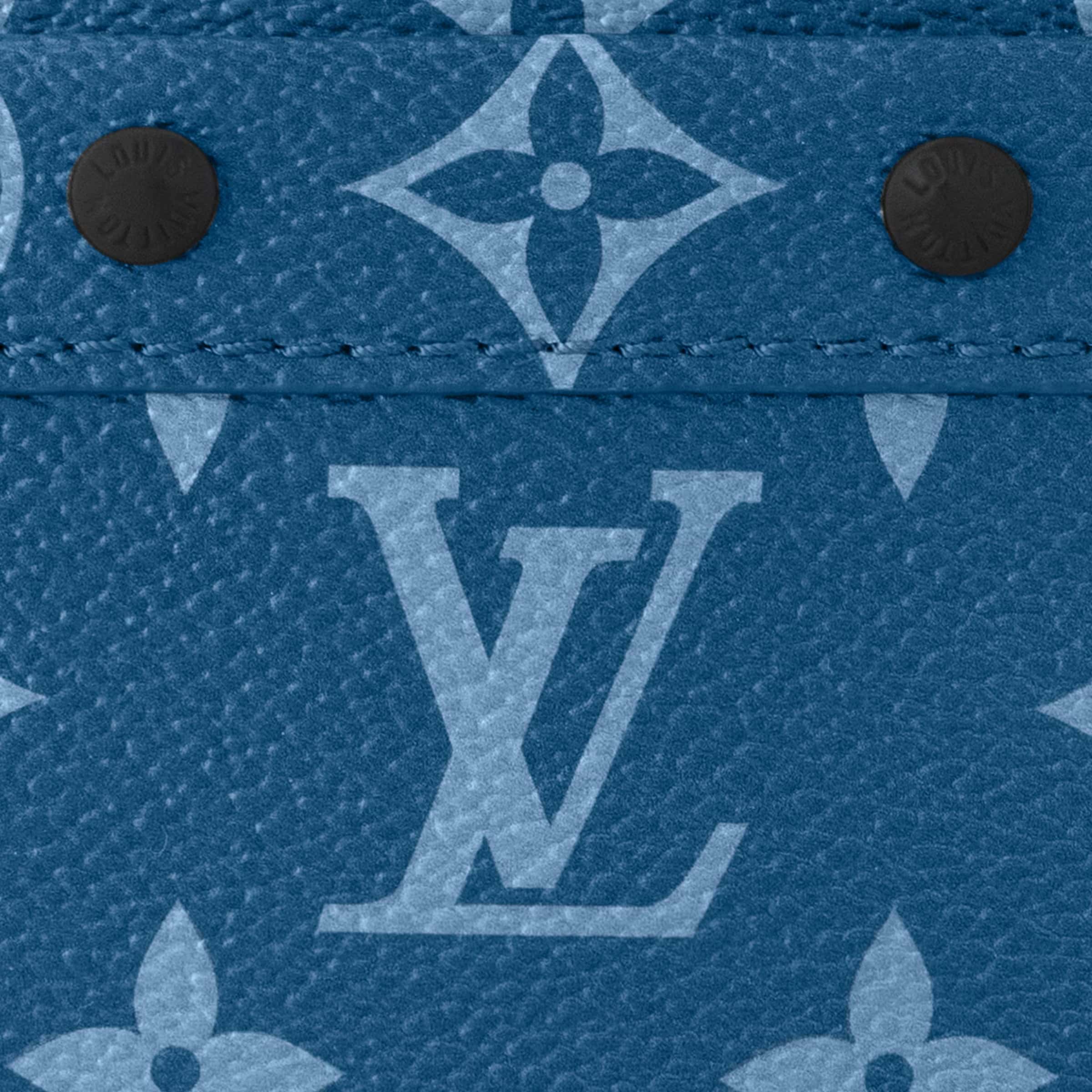 TÚI ĐEO CHÉO LOUIS VUITTON NANO ALPHA WEARABLE WALLET ATLANTIC BLUE MONOGRAM CANVAS 2