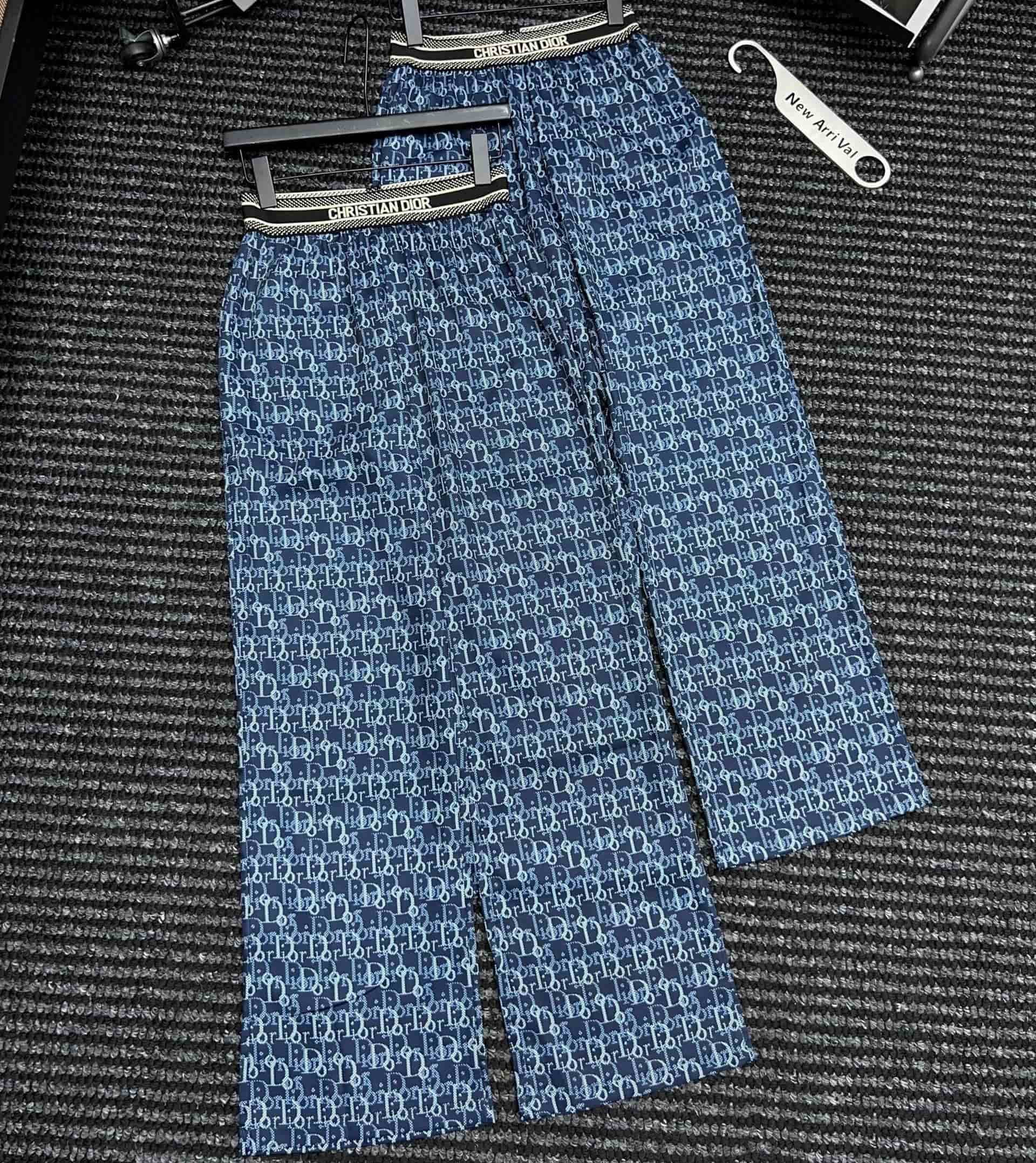 Quần dài suông nữ lưng thun Dior 1