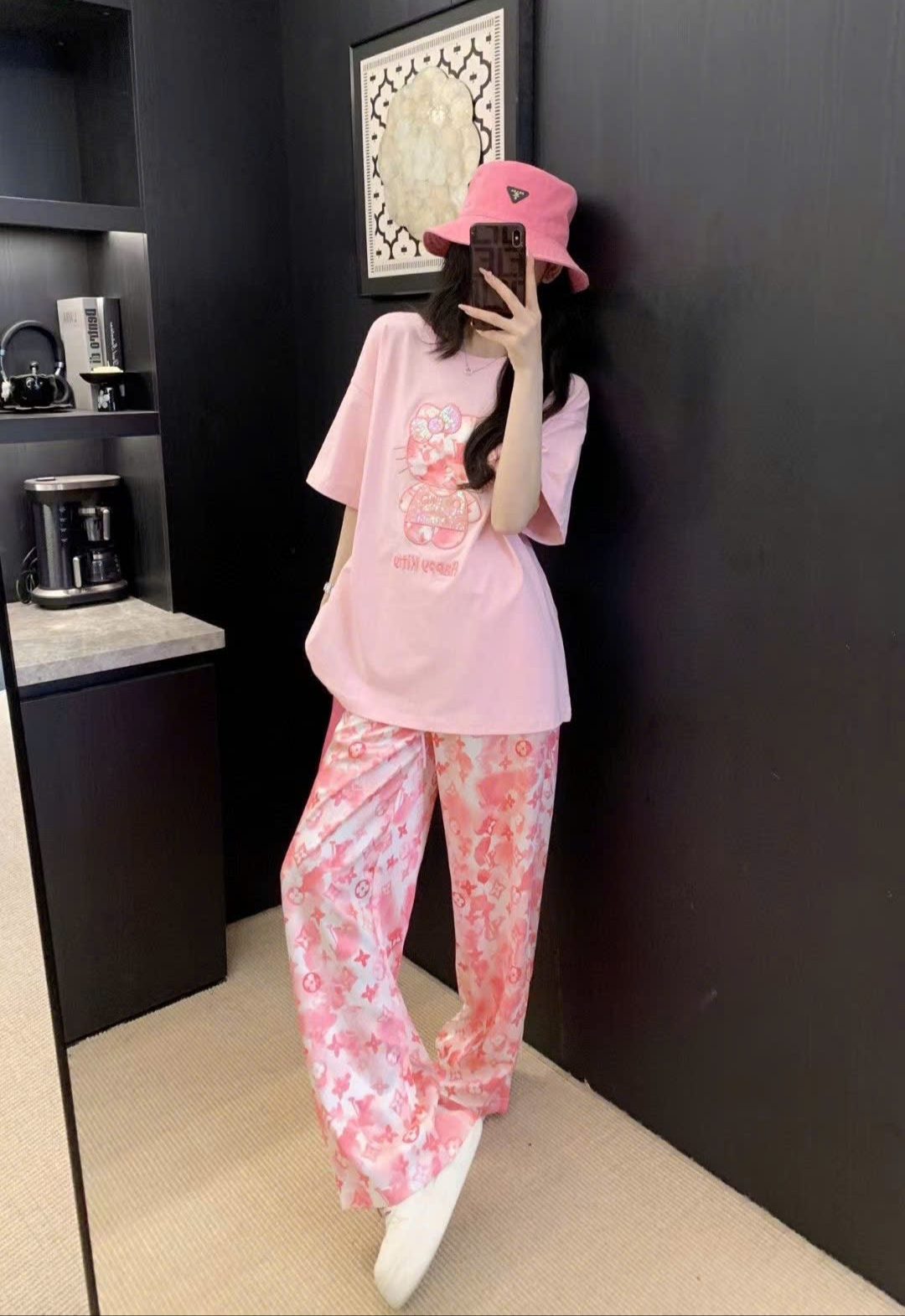 Set bộ áo thun quần dài hồng lưng thun LV 3