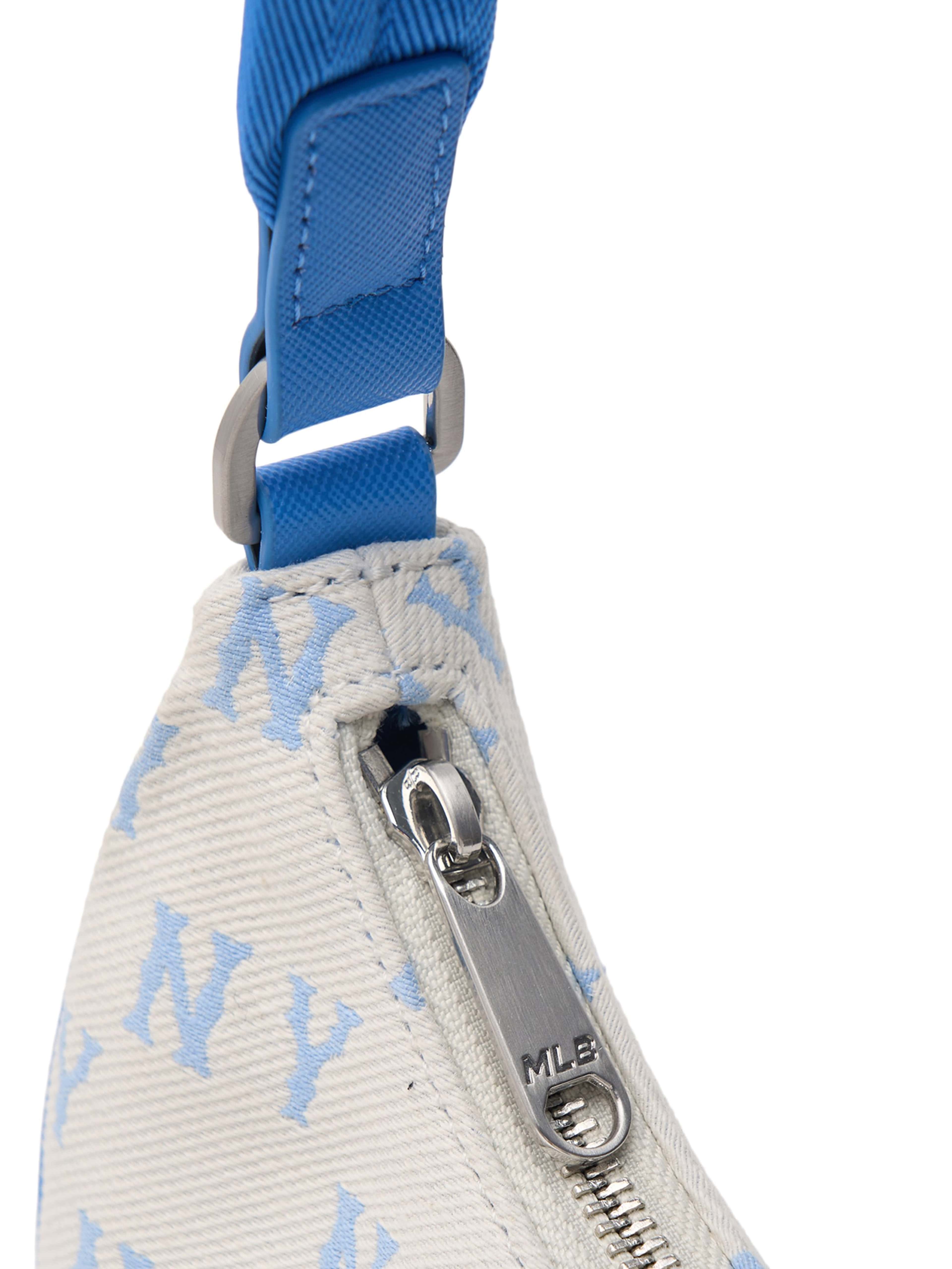 Túi kẹp nách Nữ MLB Hobo Monogram New York Yankees Skyblue 3ABQS014N-50SBD 3