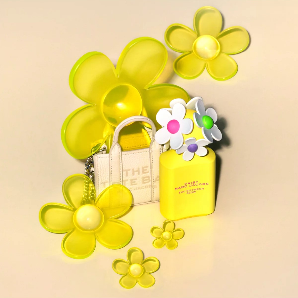 Nước hoa nữ Marc Jacobs Daisy Eau So Fresh Glow Eau de Toilette 4