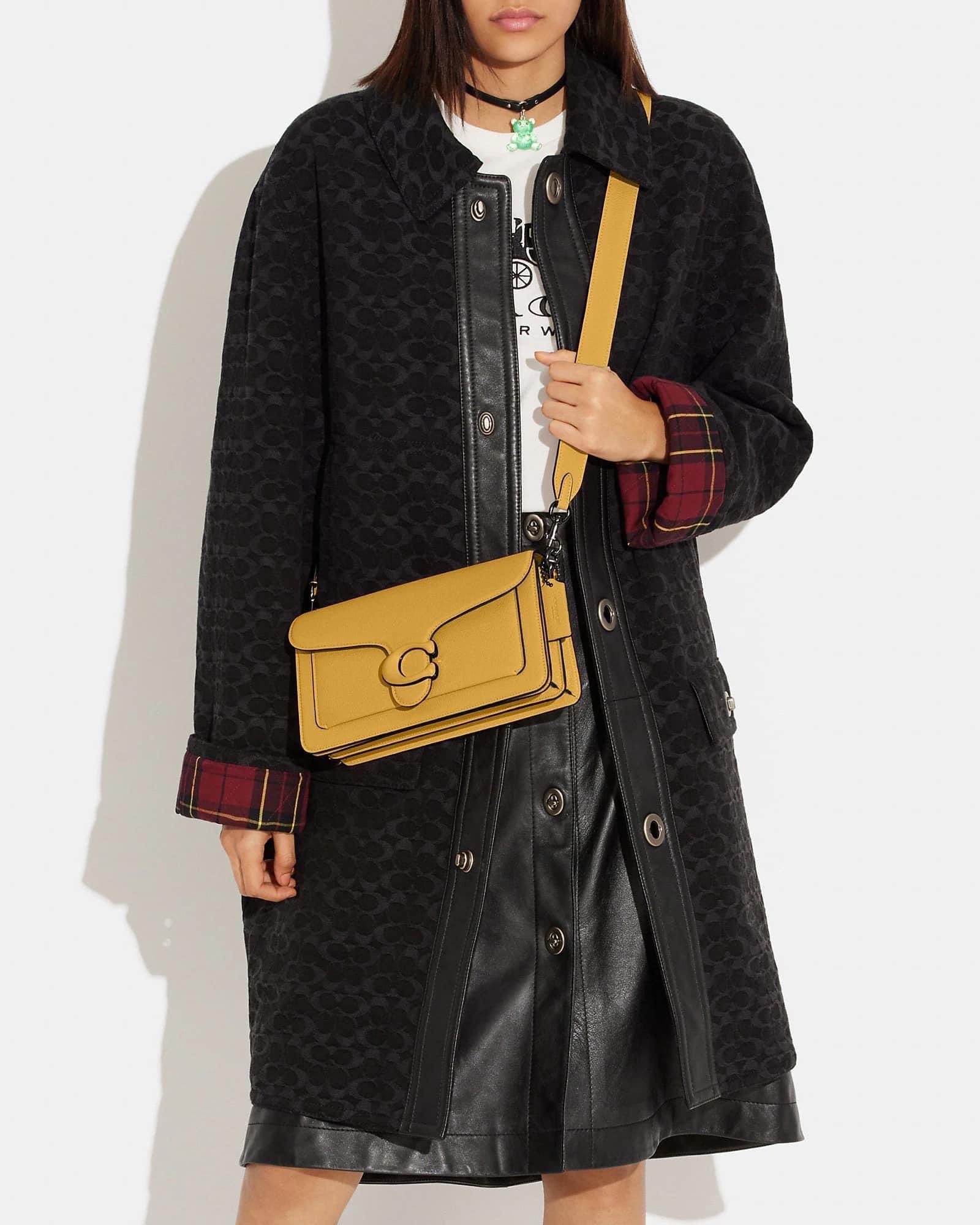 Túi Coach Tabby 26 Shoulder Bag Canary Yellow CH735 7