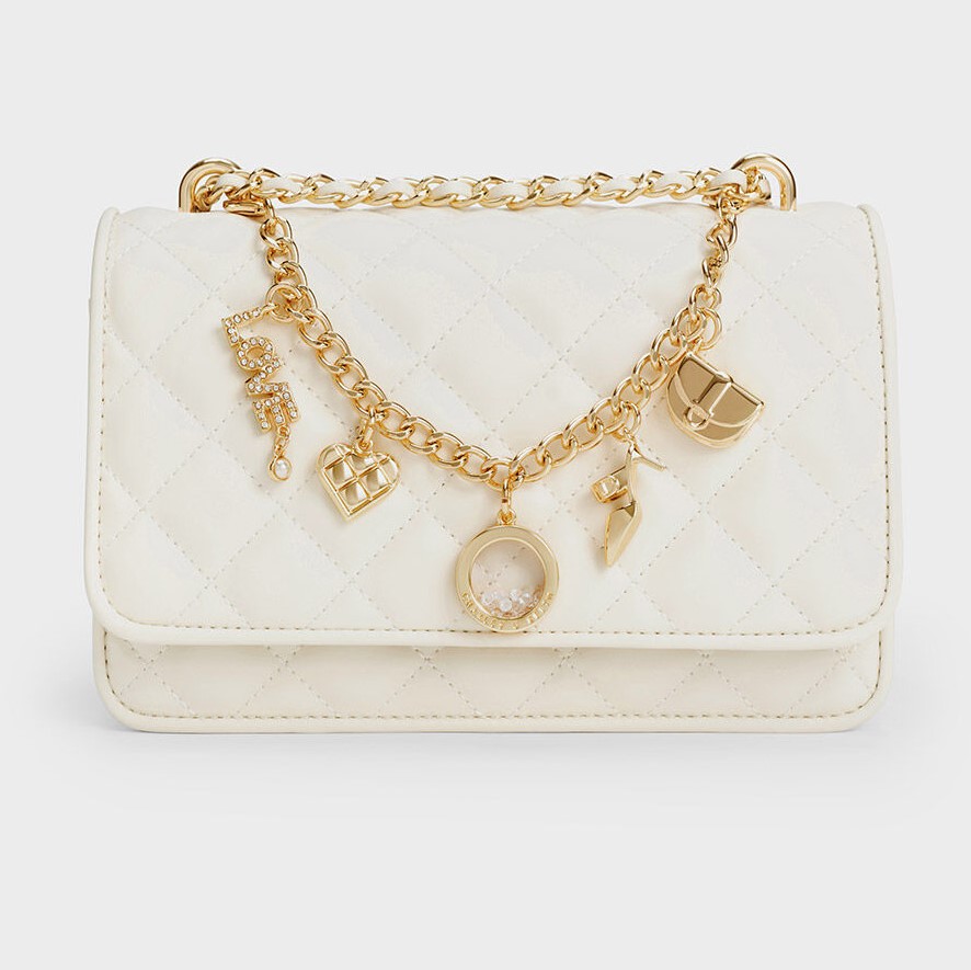 TÚI ĐEO CHÉO CHARLES AND KEITH CHARM EMBELLISHED QUILTED CLUTCH 10