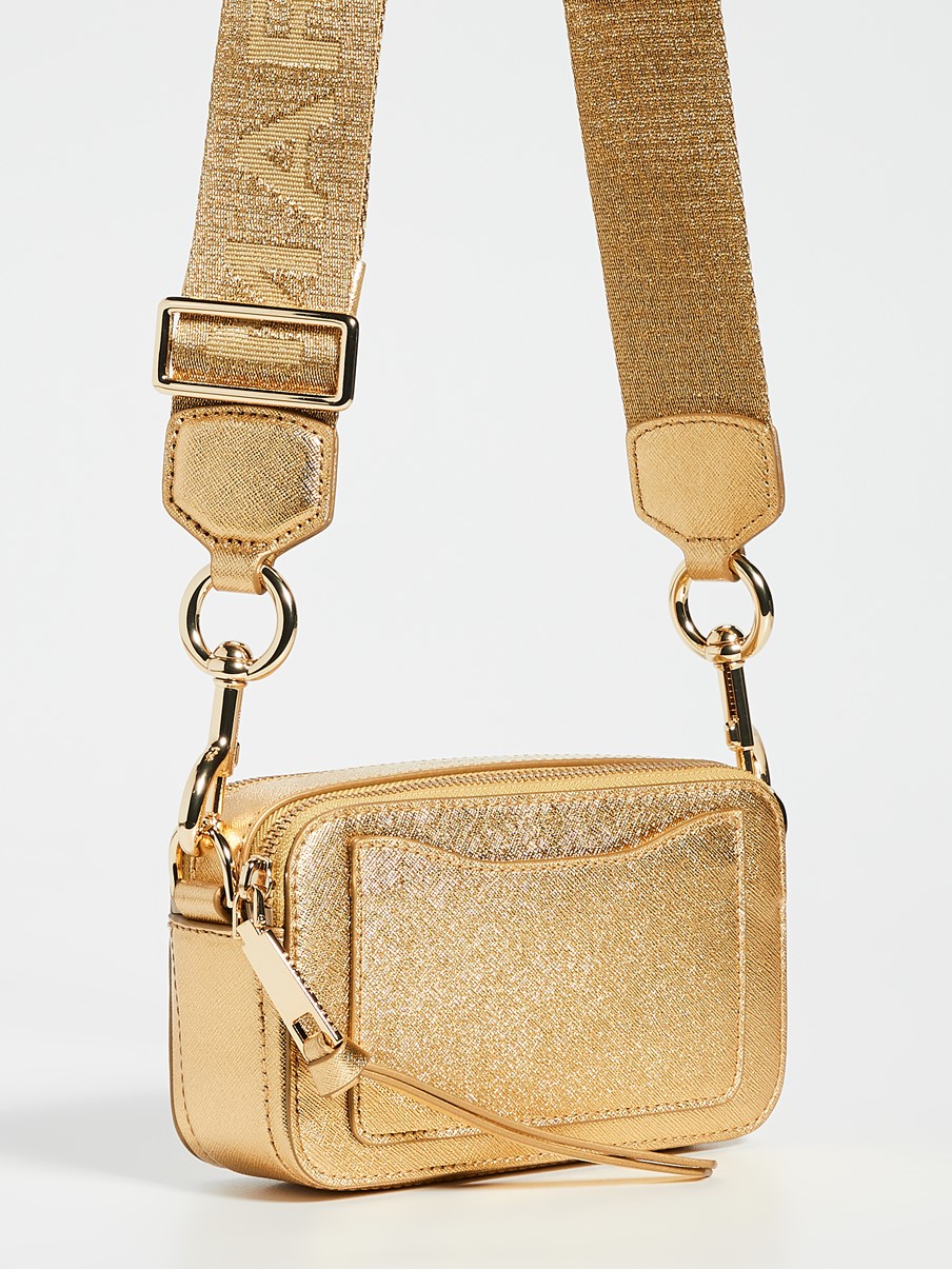 Túi xách nữ màu vàng ánh kim Marc Jacobs The Snapshot Metallic Gold Camera Bag 1