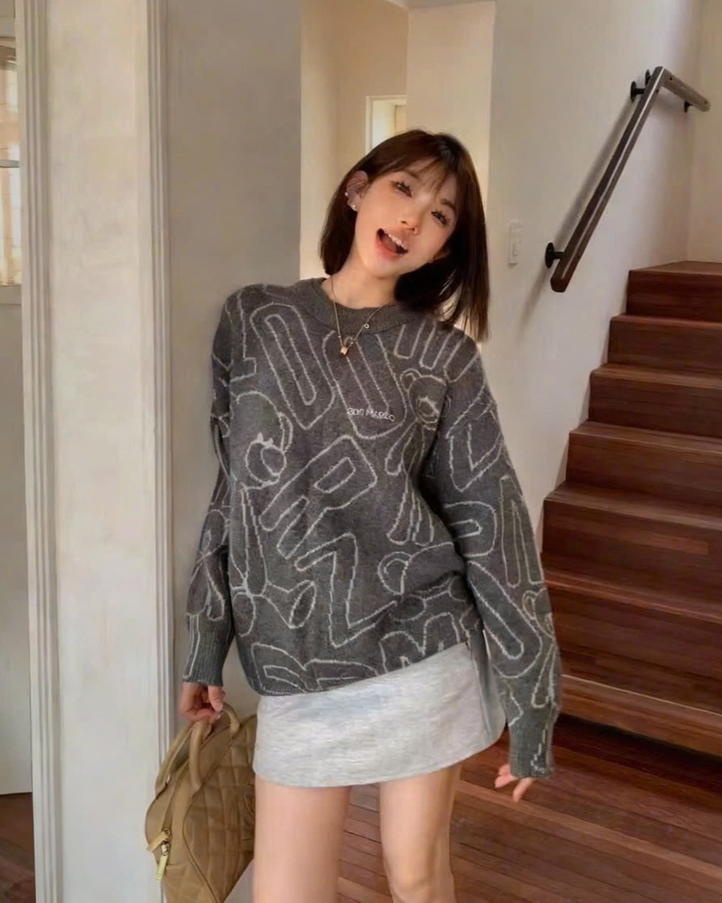 Áo gấu 13DE Marzo Bear Logo Sketch Jumper Grey 14