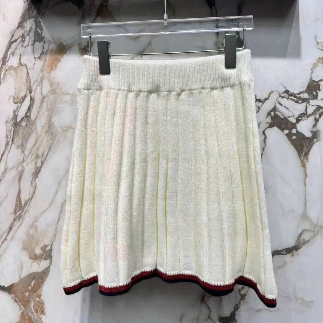 Set áo váy len xám vàng kem Thom Browne 14