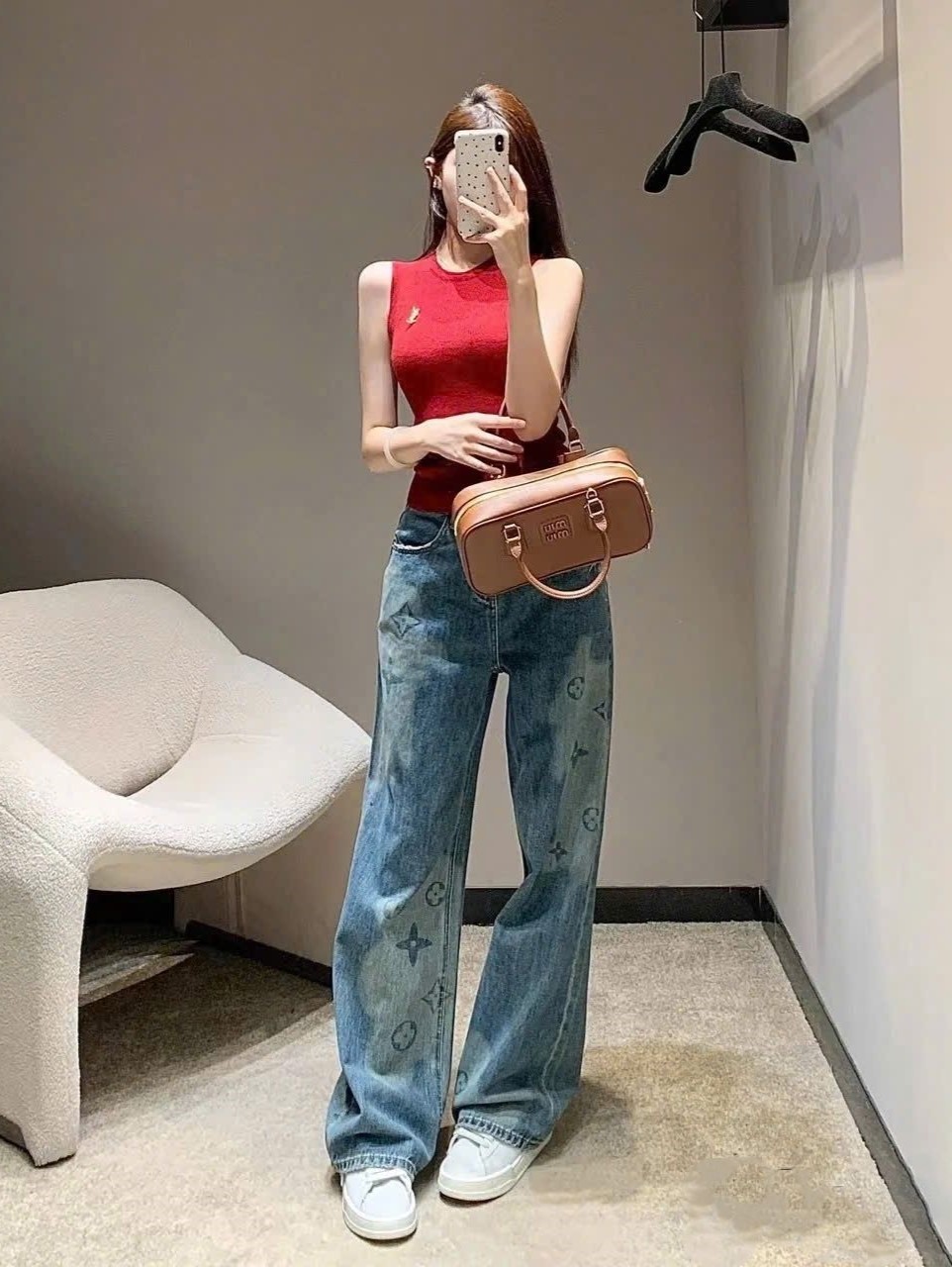 Quần jean dài suông Louis Vuitton 2
