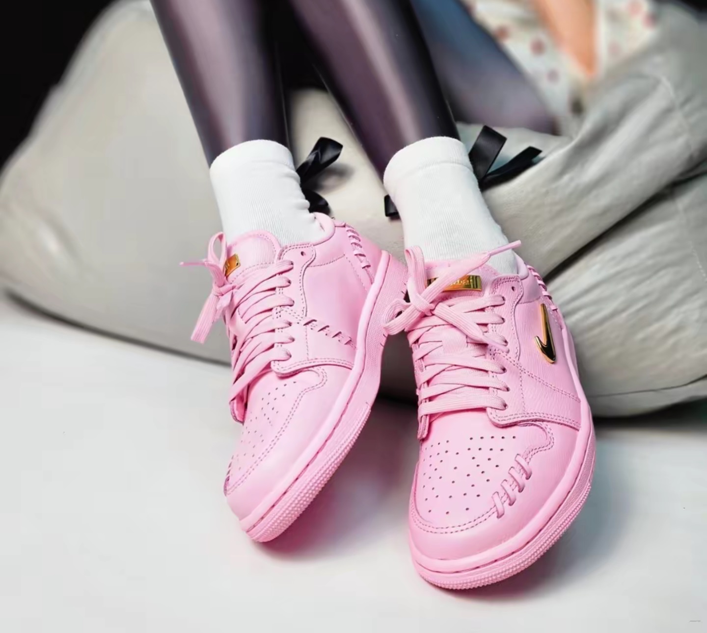 Giày Nike nữ Air Jordan 1 Low Method of Make Womens Shoes Perfect Pink Metallic Gold FN5032-600 12