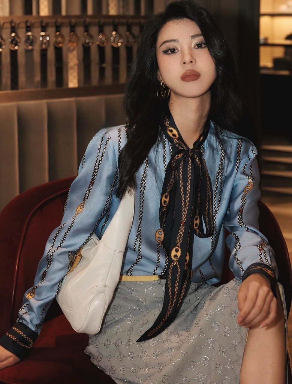 Áo sơ mi lụa Gucci Printed Silk Twill Shirt 6