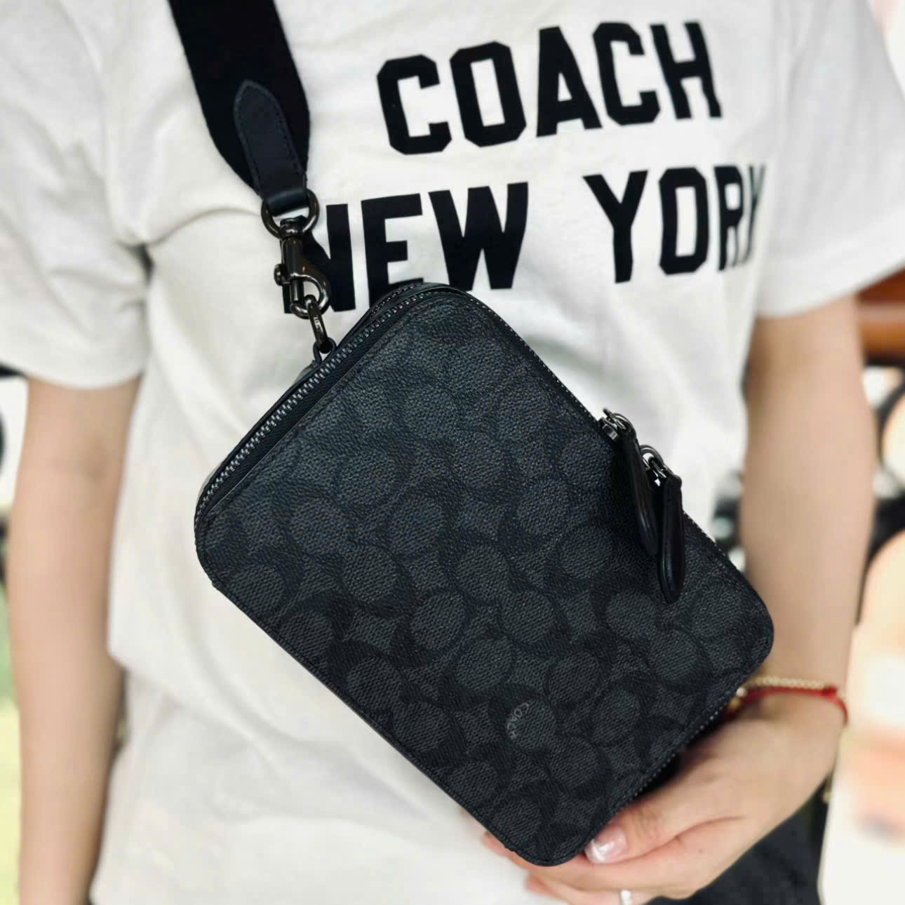 Túi Coach Charter Crossbody 19 In Signature Canvas CR783 7