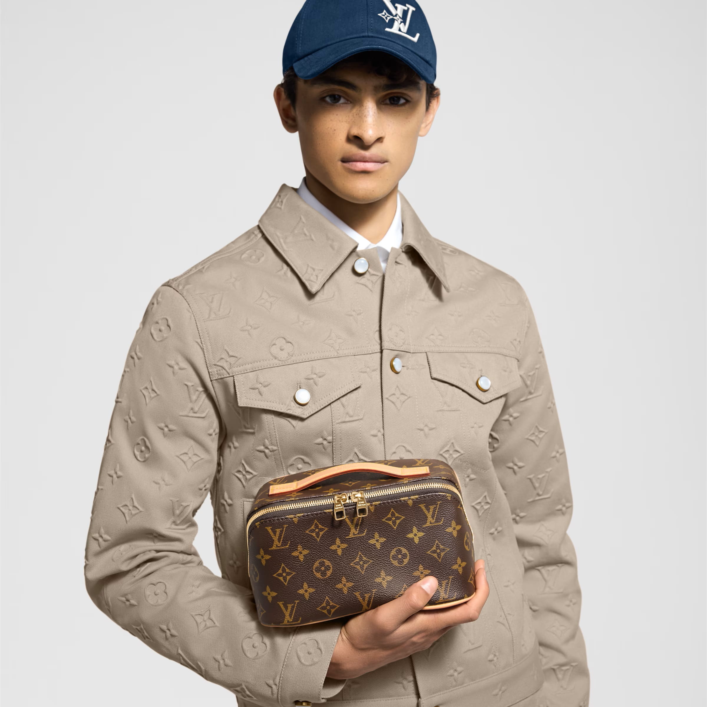 Túi Louis Vuitton Toiletry Bag Monogram Canvas 2