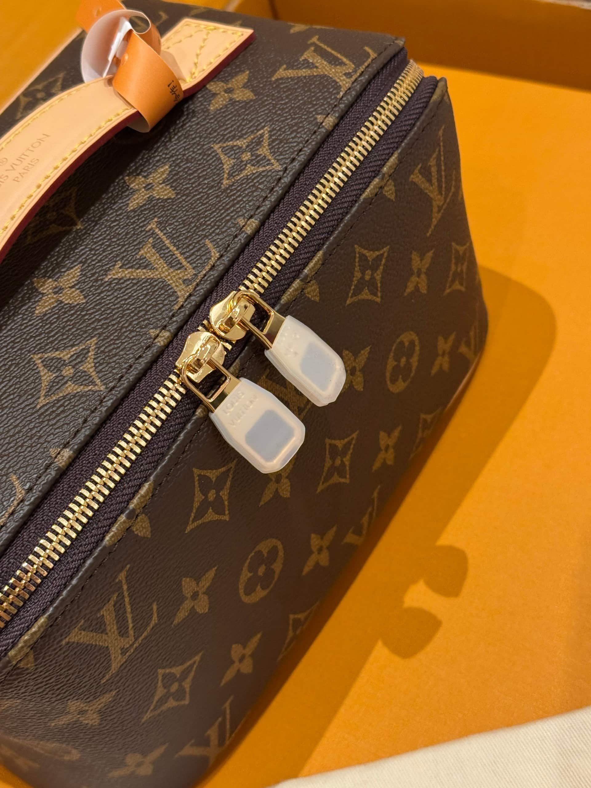 Túi Louis Vuitton Toiletry Bag Monogram Canvas 5