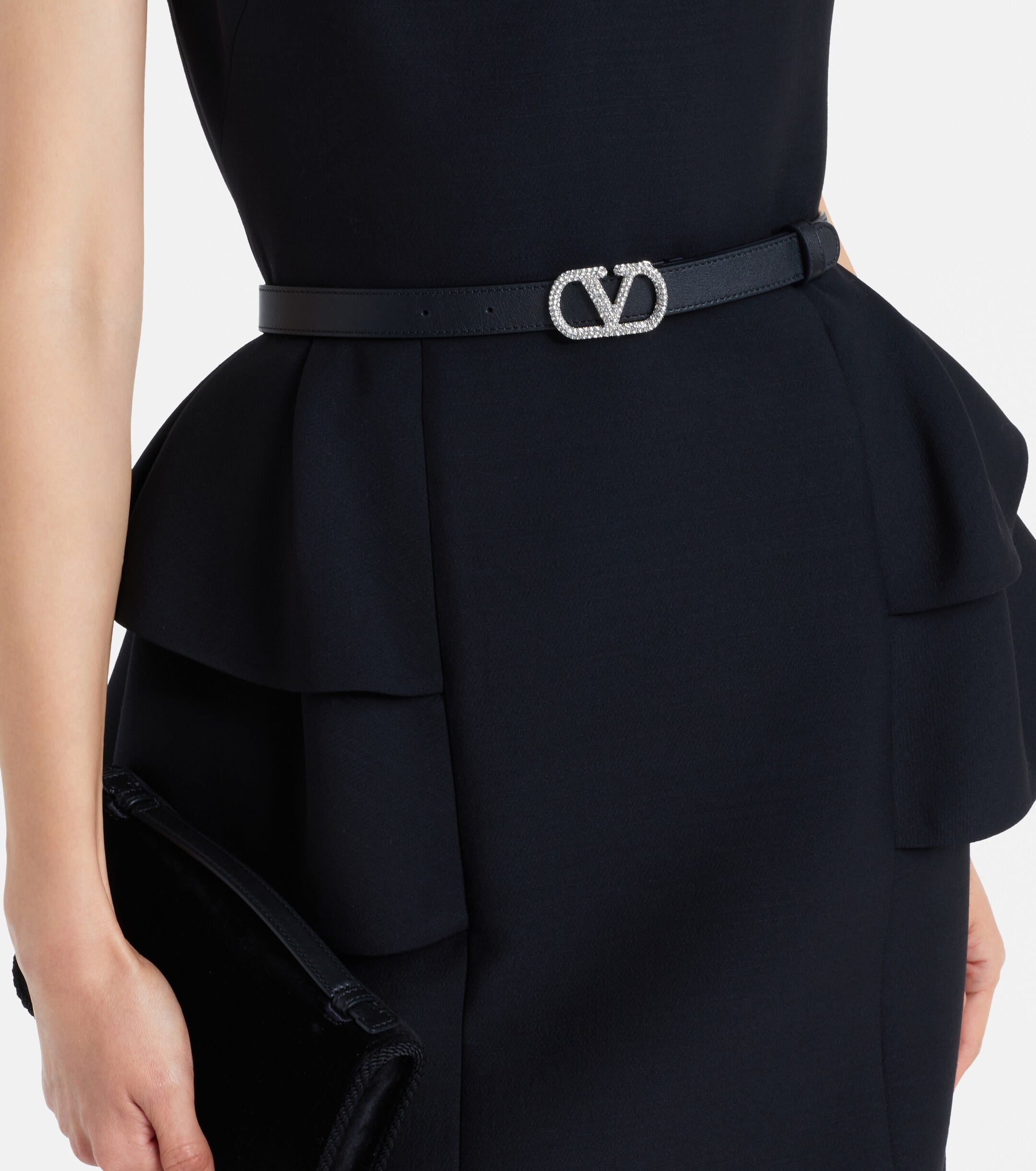 Thắt lưng Valentino Garavani VLogo Crystal-embellished Leather Belt 3