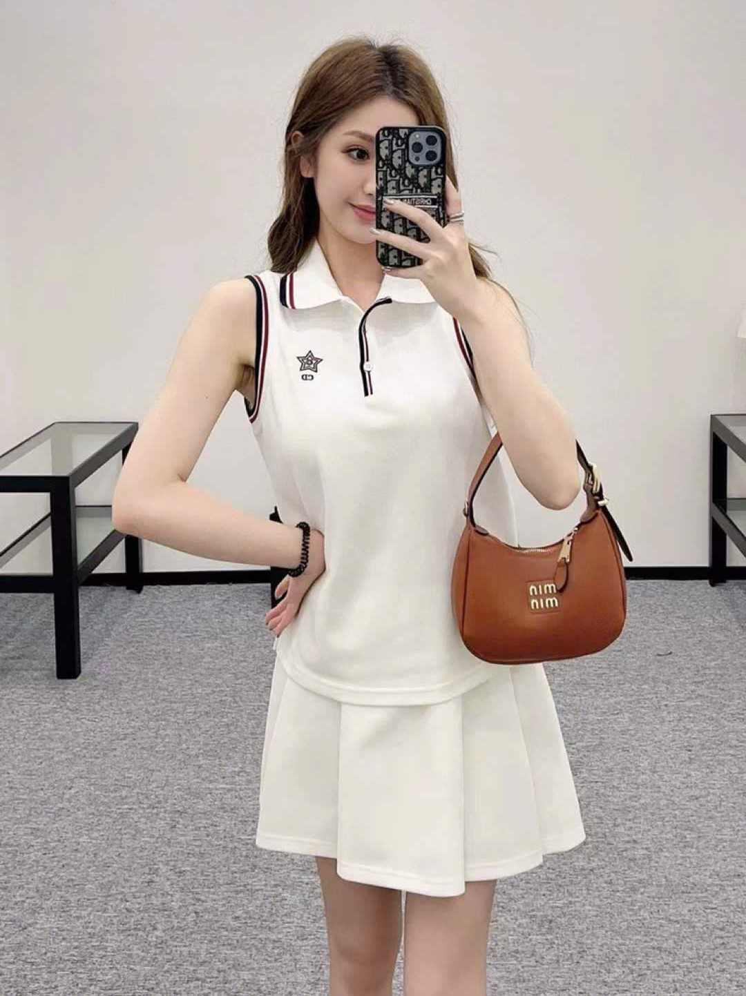 Set áo váy trắng thể thao Dior 5