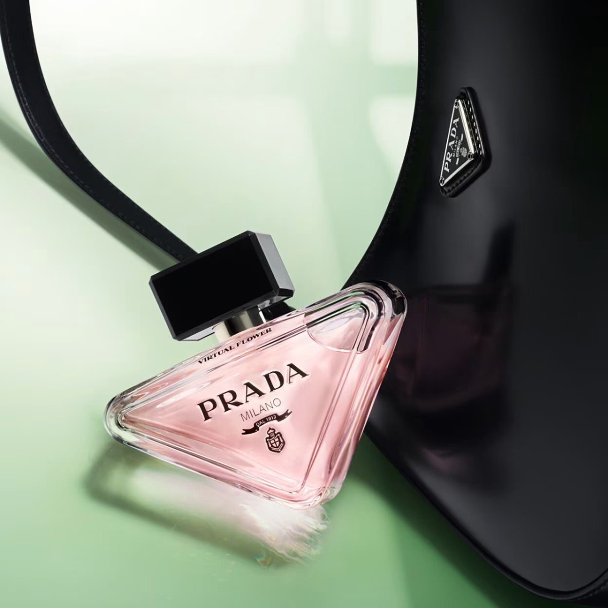 Nước hoa Prada Paradoxe Virtual Flower Eau De Parfum 22