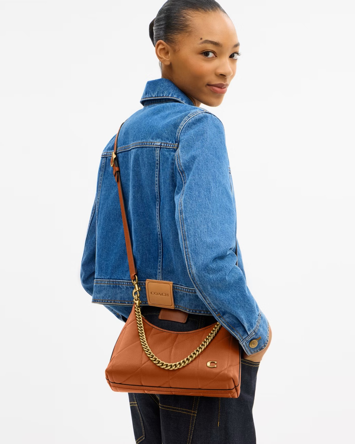 Túi Coach Juliet Shoulder Bag 25 With Quilting Amber Brown CDZ65 3