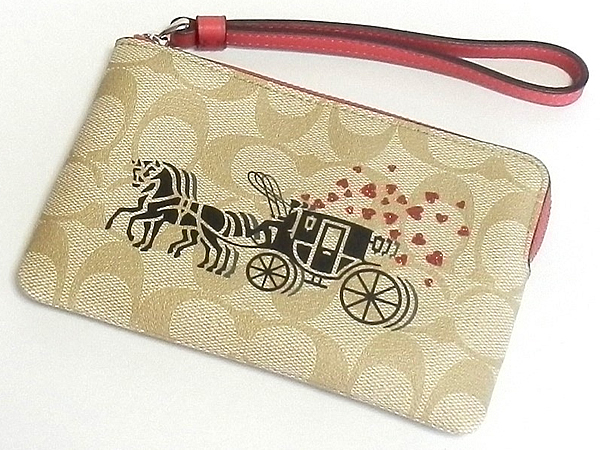 VÍ COACH MỎNG HỌA TIẾT XE NGỰA | CLUTCH COACH CORNER ZIP WRISTLET IN SIGNATURE CANVAS WITH HORSE AND CARRIAGE HEARTS 11