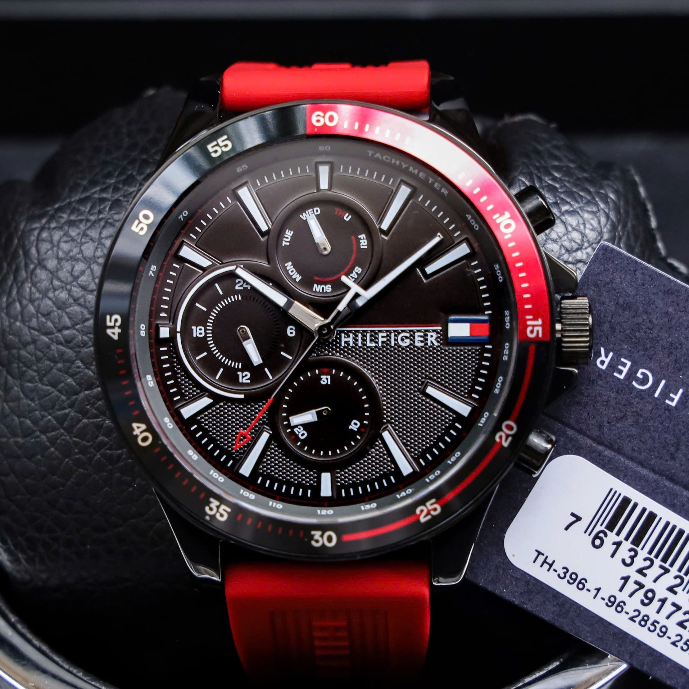 Đồng Hồ Nam Tommy Hilfiger Bank Mens Watch Red Silicone Strap TH1791722 9