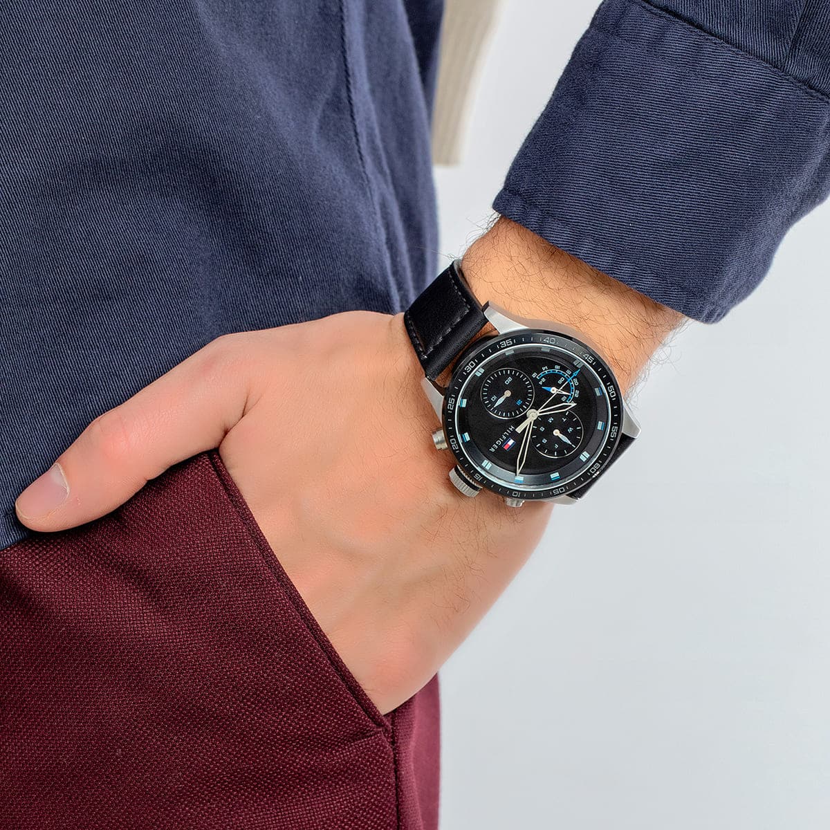 Đồng Hồ Nam Tommy Hilfiger Mens Watch On The Strap Black 1791810 2
