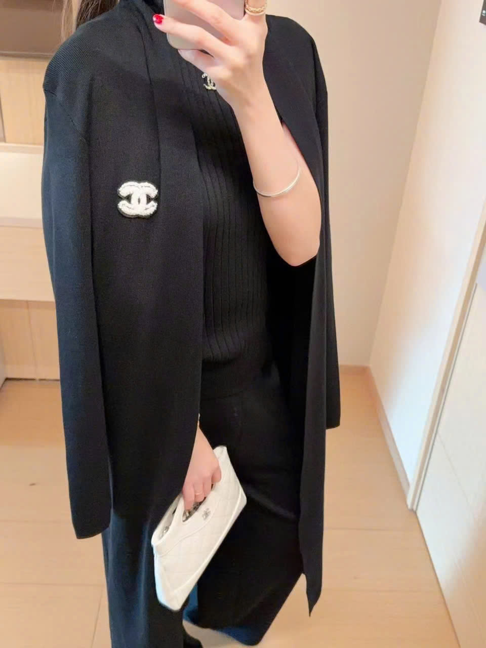 Set bộ len đen 3 sản phẩm Chanel 2