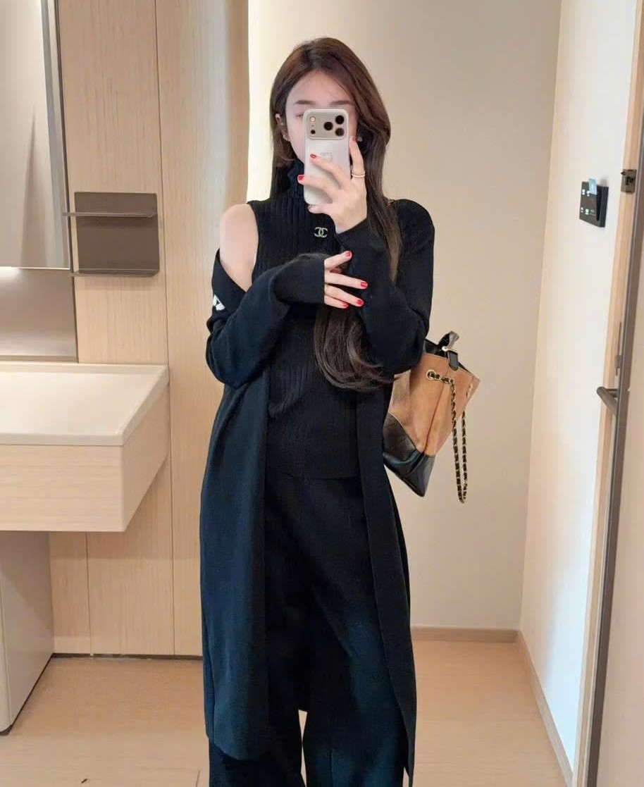 Set bộ len đen 3 sản phẩm Chanel 3