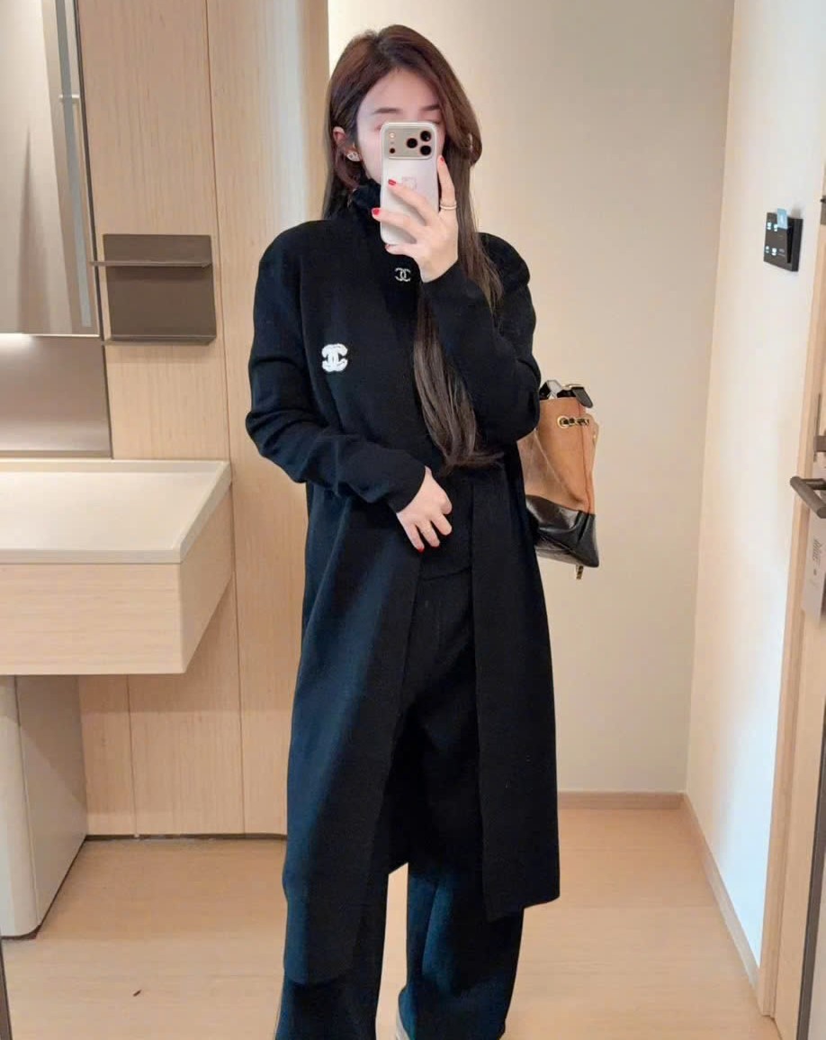 Set bộ len đen 3 sản phẩm Chanel 9