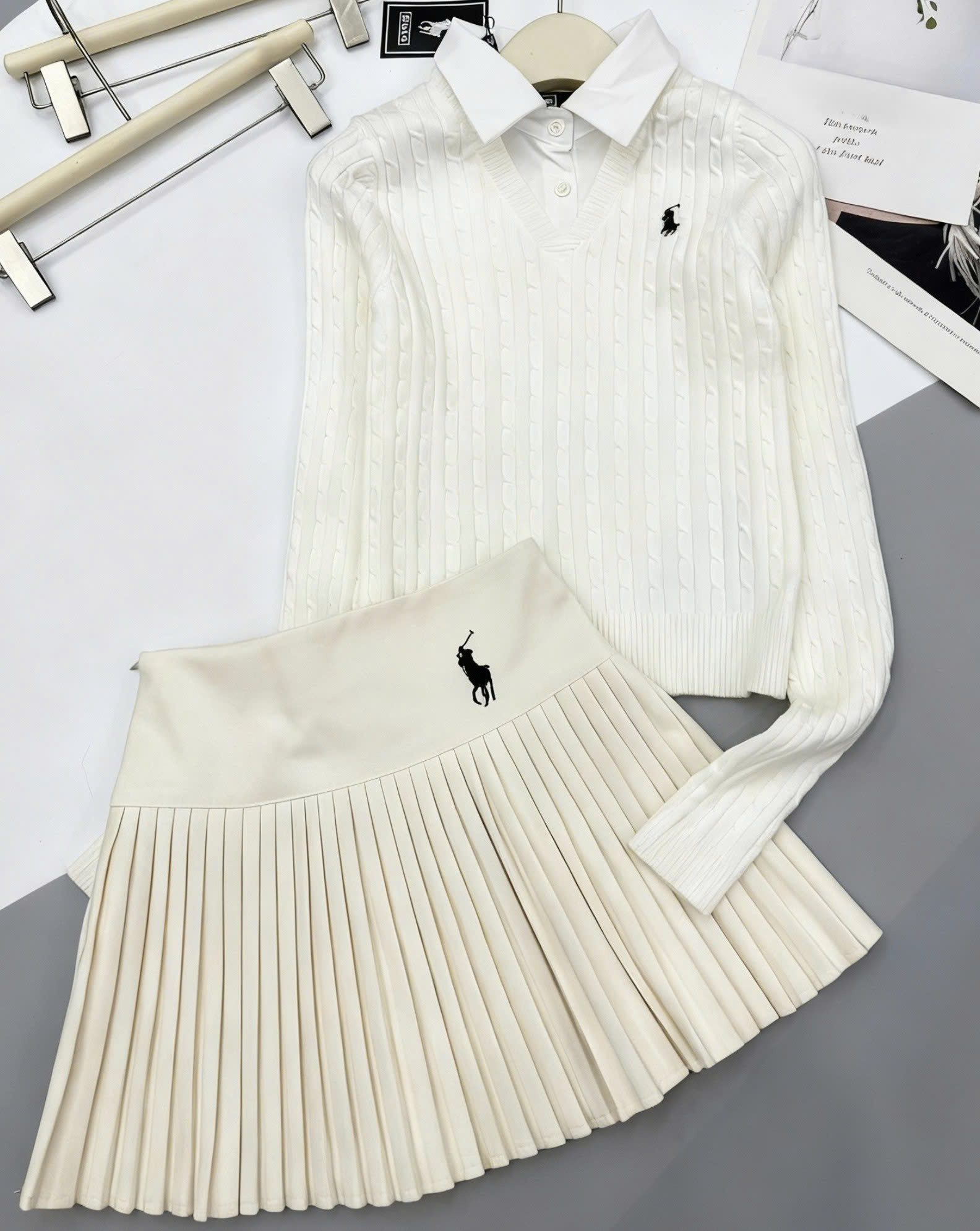 Set áo len váy xếp ly ngắn nữ Polo 3