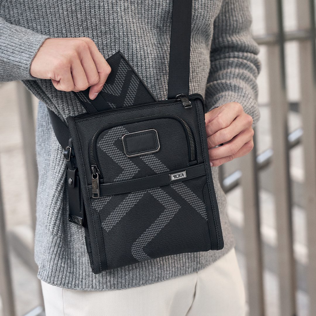 Túi đeo chéo Tumi Alpha Pocket Bag Small Reflective T-Jacquard 7