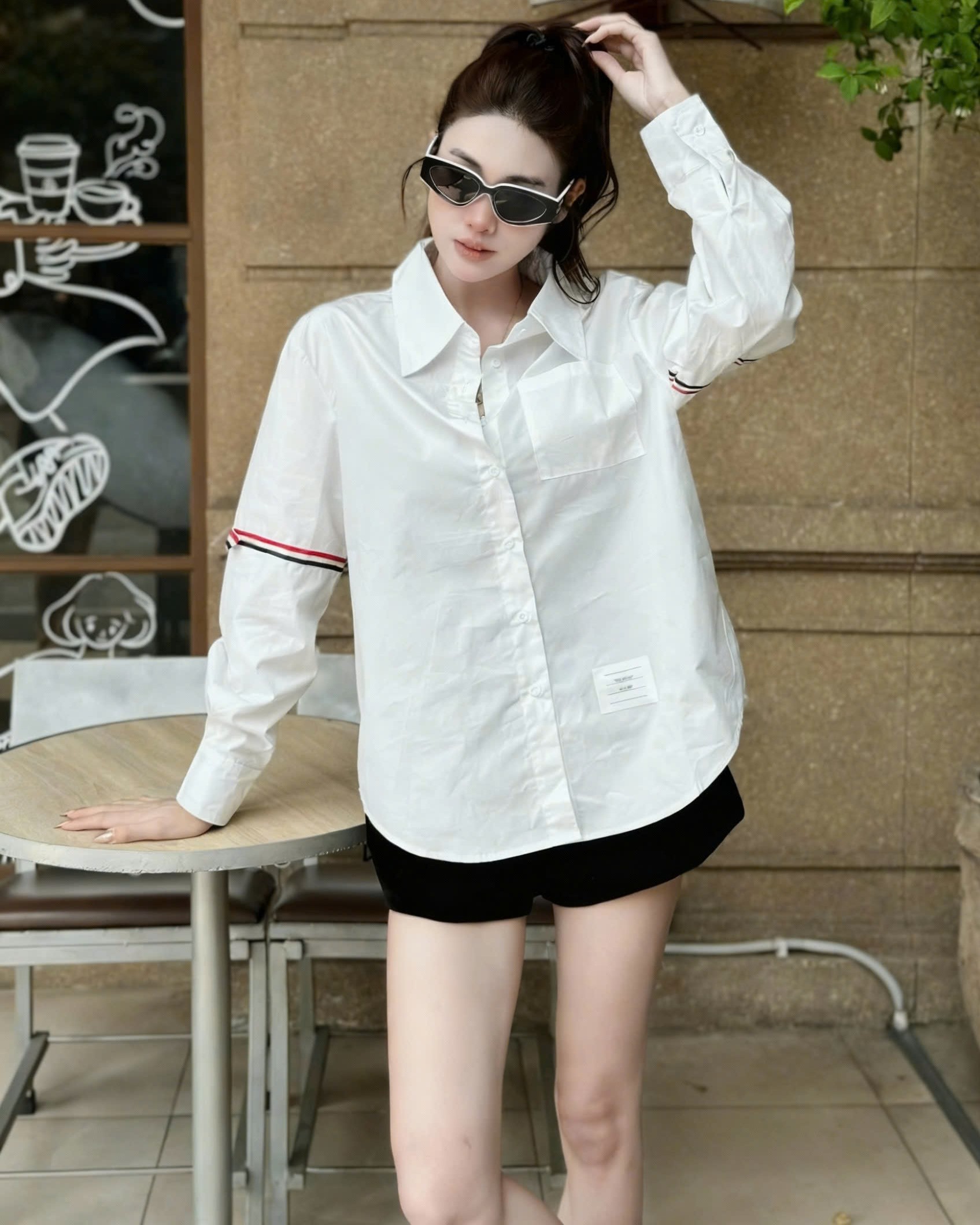 Áo sơ mi trắng tay dài Thom Browne 1