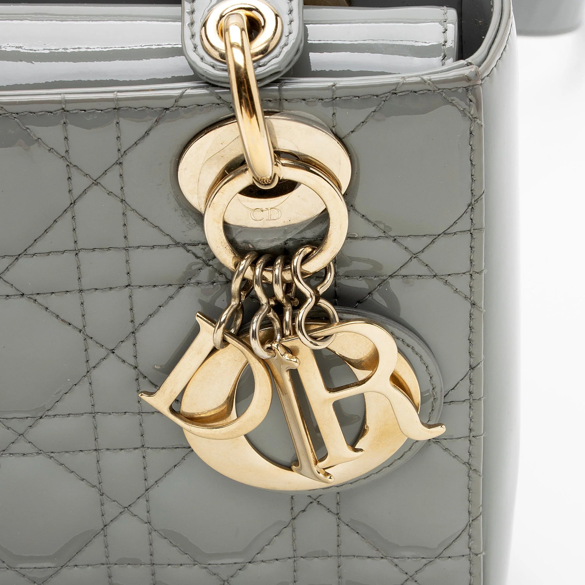 Túi Dior Small Lady Dior Bag Stone Gray Patent Cannage Calfskin 2