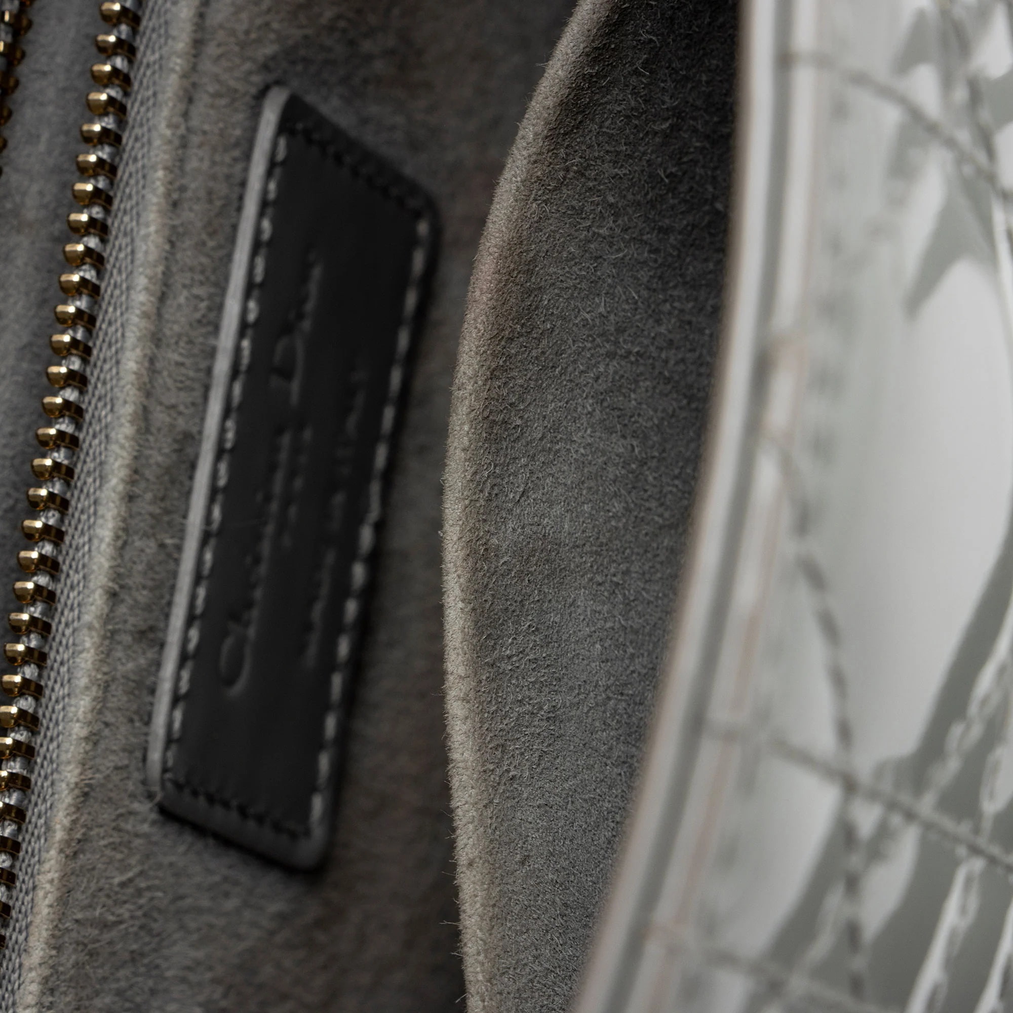 Túi Dior Small Lady Dior Bag Stone Gray Patent Cannage Calfskin 5